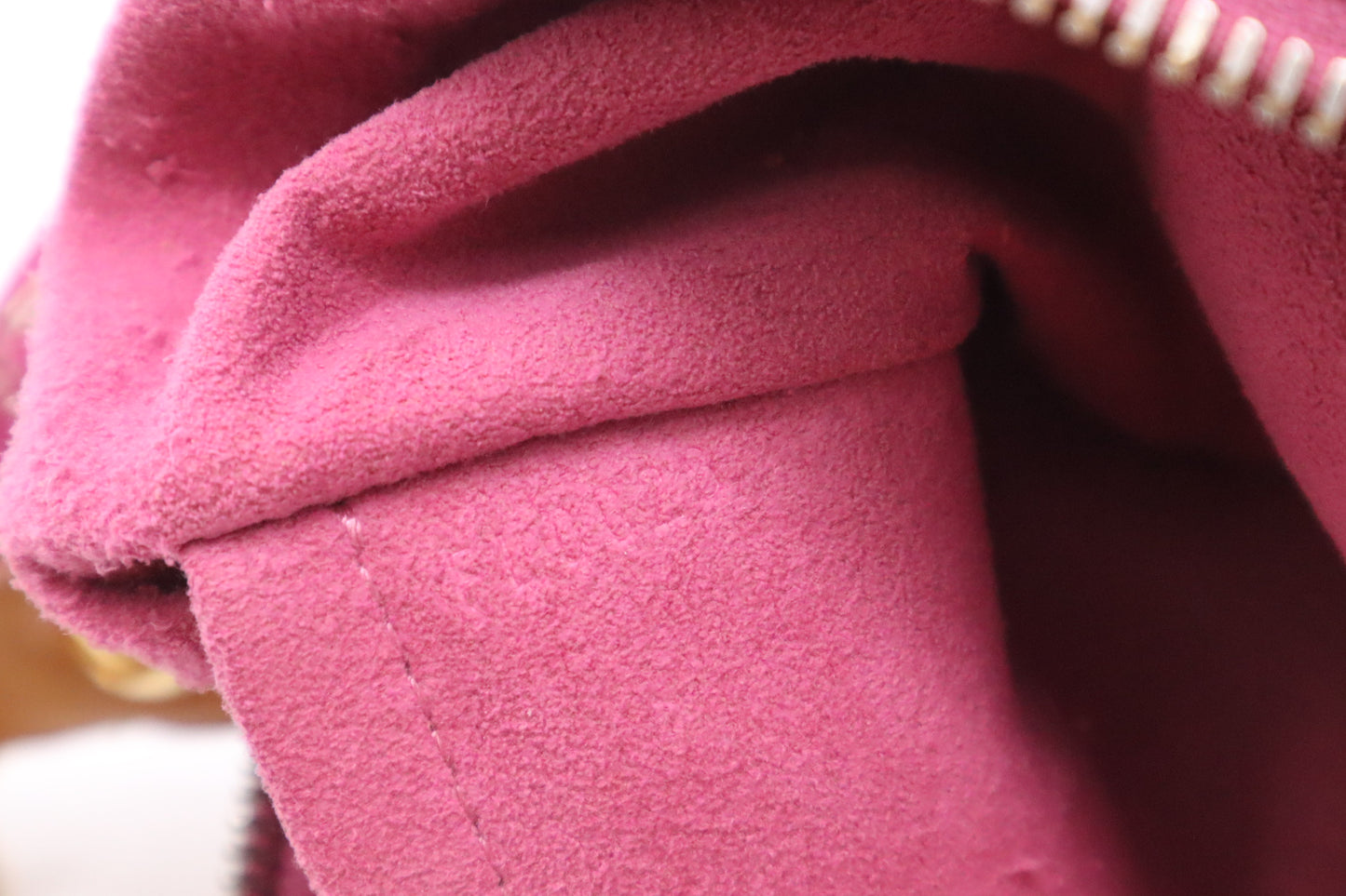 Louis Vuitton Baggy GM in Pink Monogram Denim
