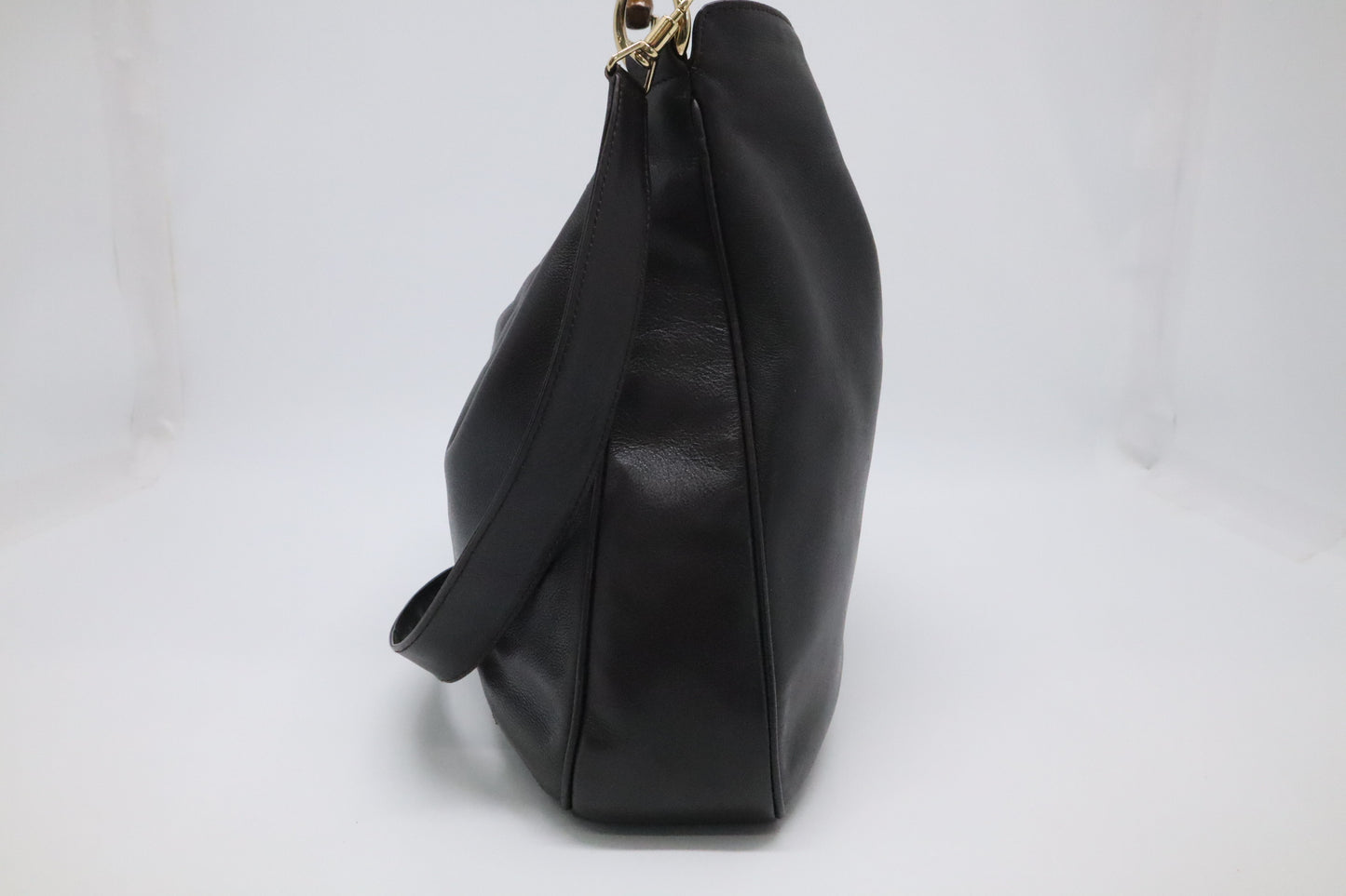 Gucci Bamboo Shoulder Bag in Brown Leather