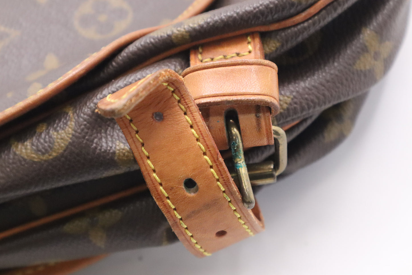 Louis Vuitton Saumur 30 in Monogram Canvas