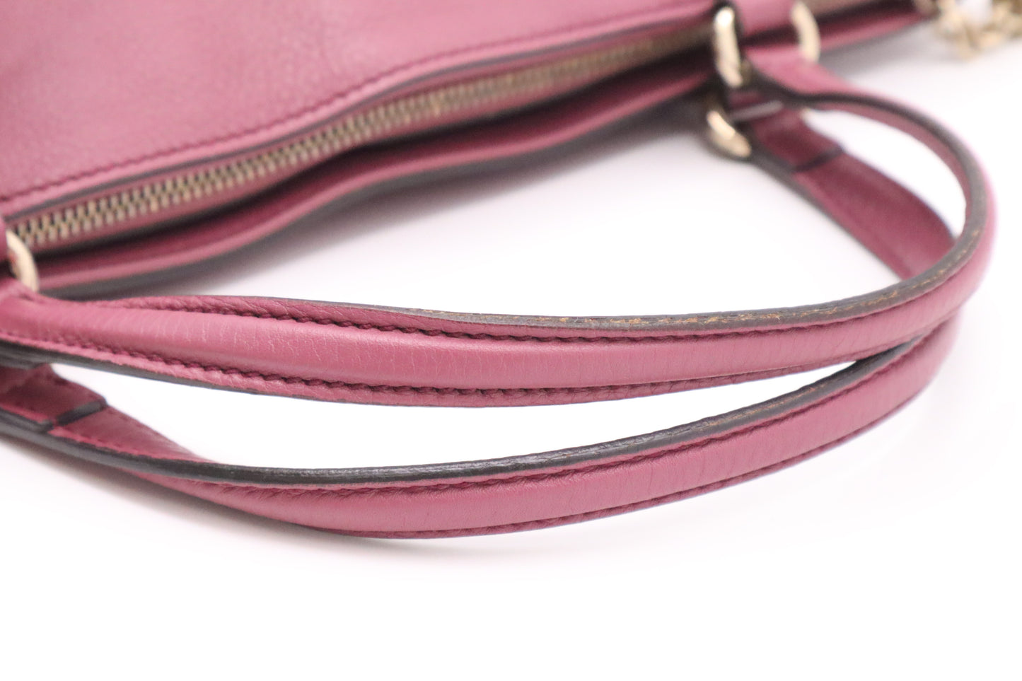 Gucci Soho Handbag in Purple Leather