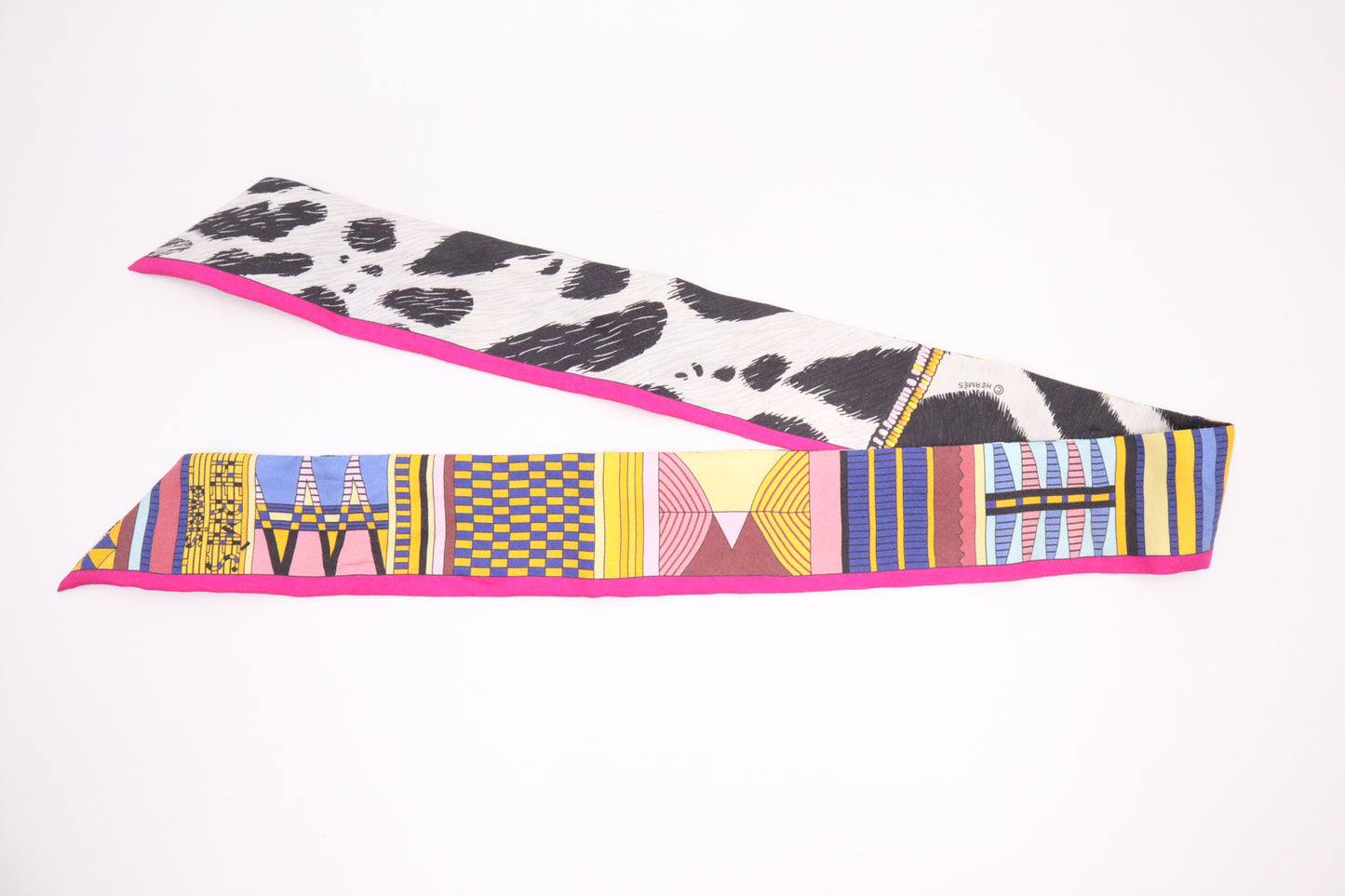 Hermes 'Pelages et Camouflage' Twilly in Fuchsia and White Silk