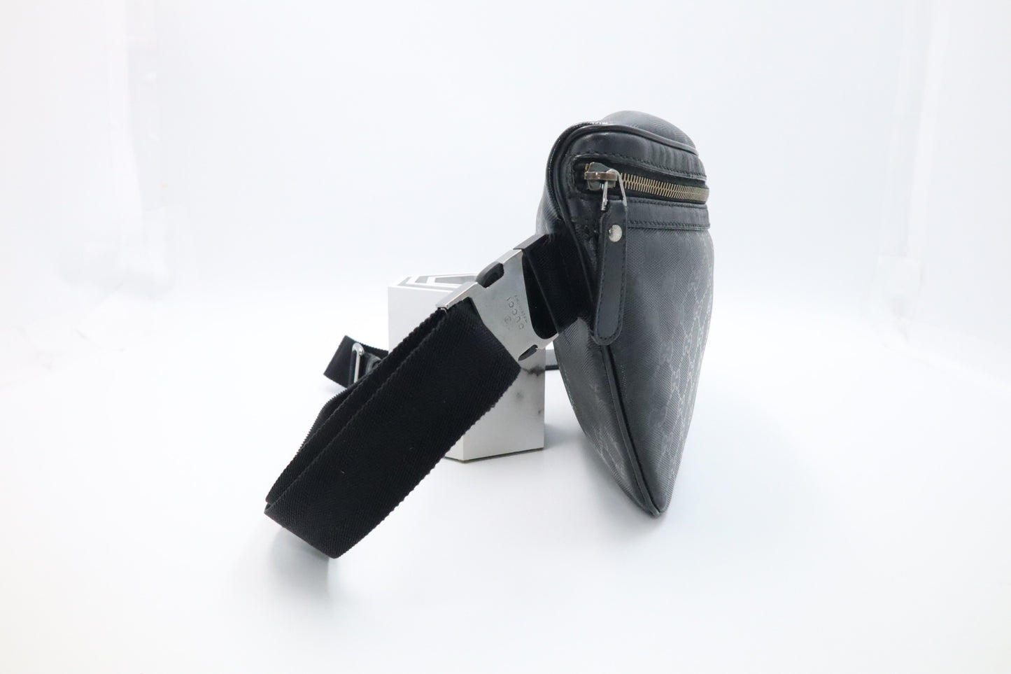 Gucci Waist Bag in Black Imprime Canvas