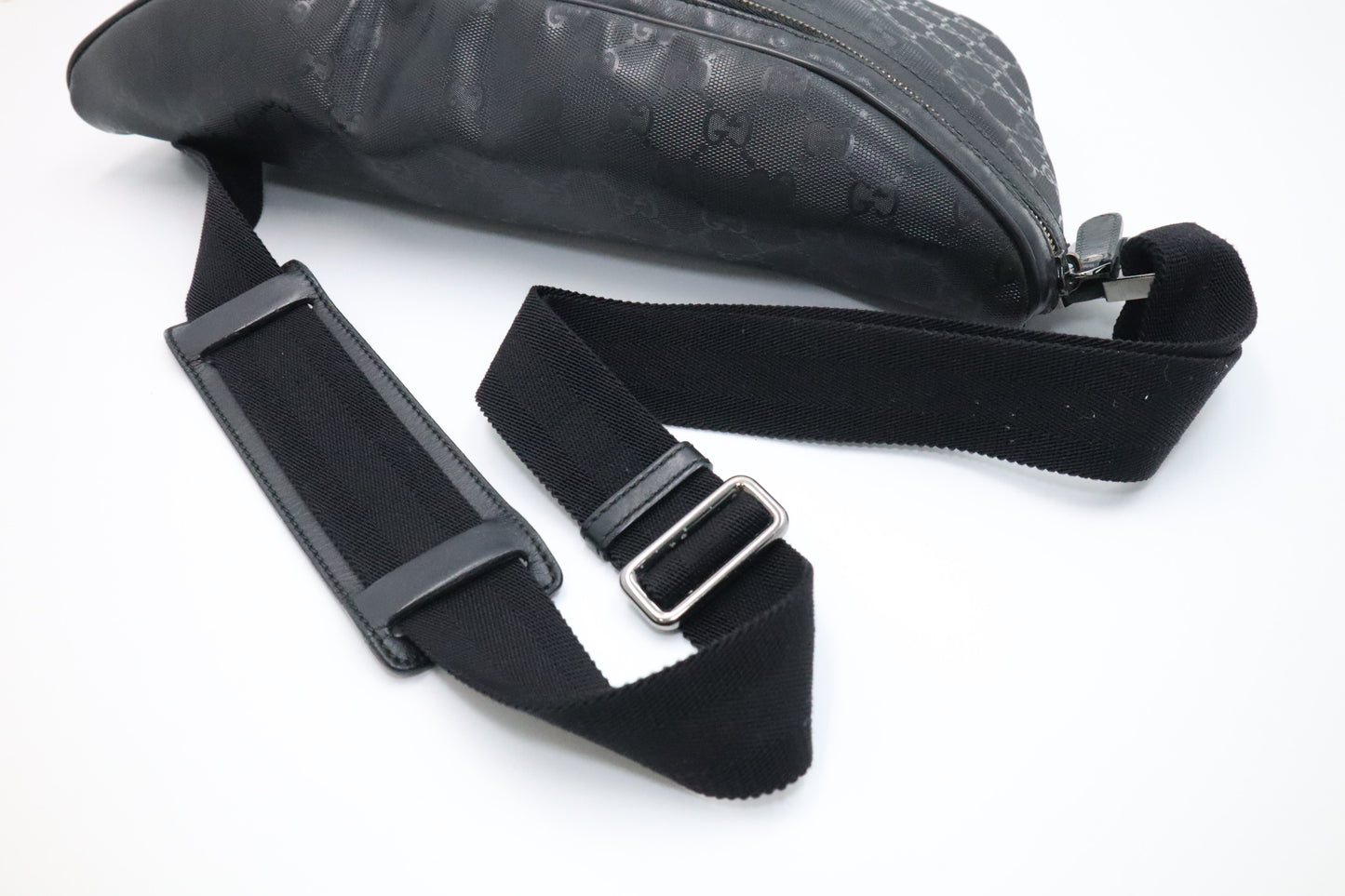 Gucci Waist Bag in Black Imprime Canvas