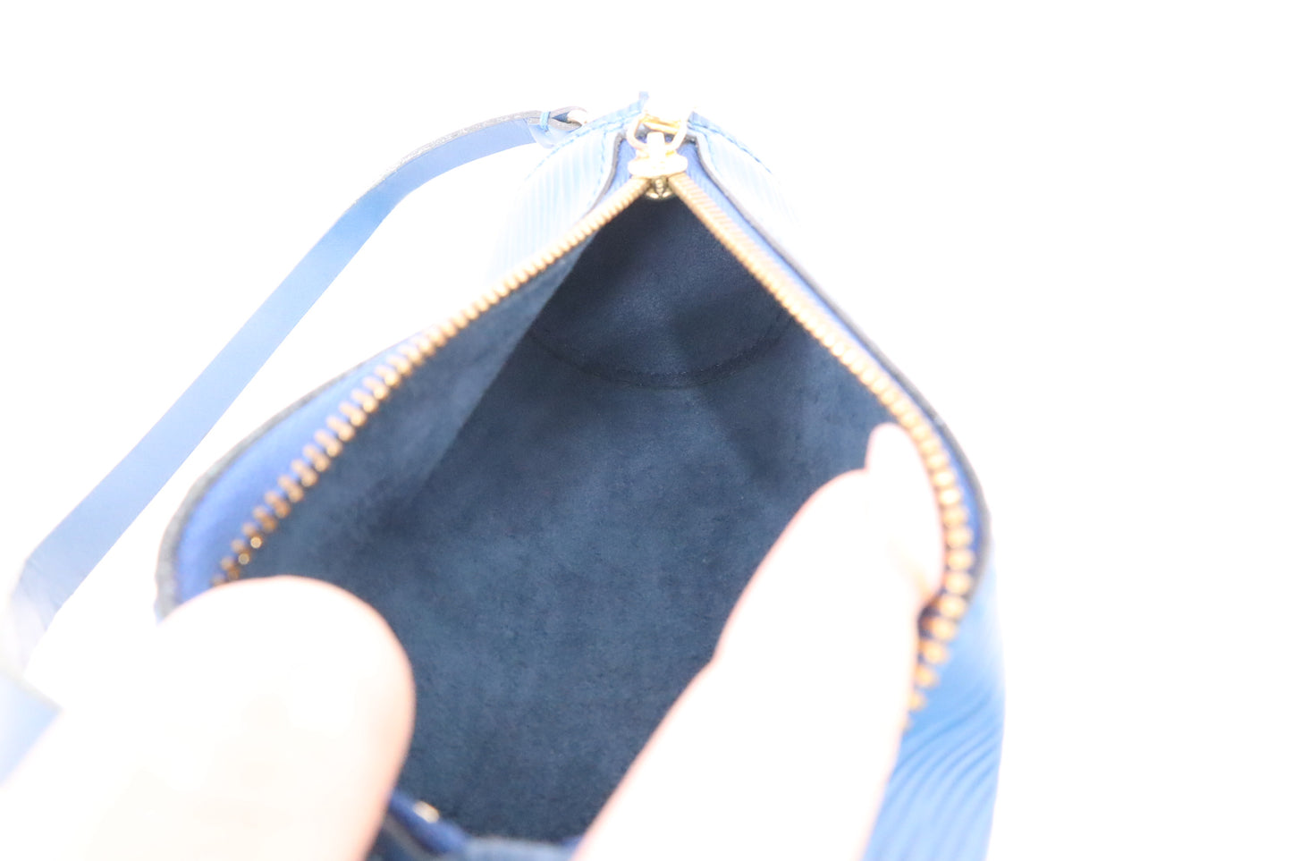 Louis Vuitton Papillon Pouch in Blue Epi Leather
