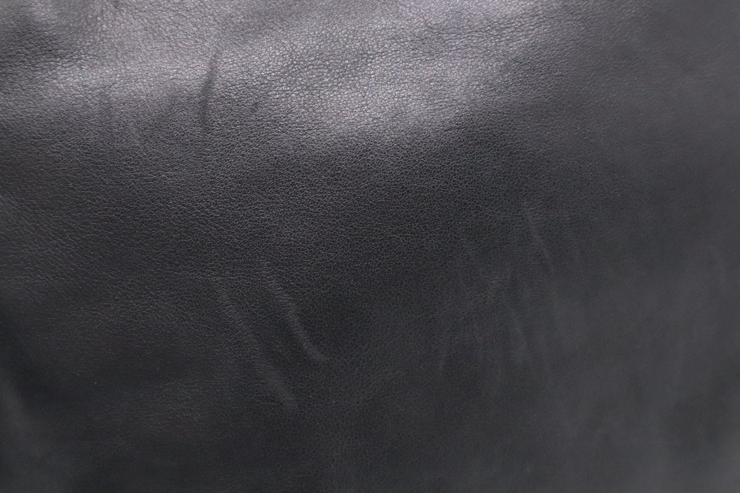 Chanel Tote in Black Leather