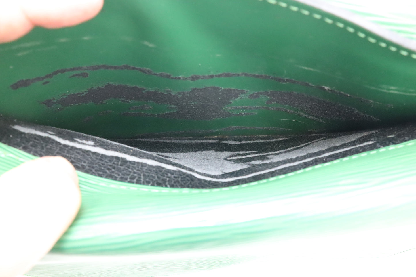 Louis Vuitton Grenelle in Green Epi Leather
