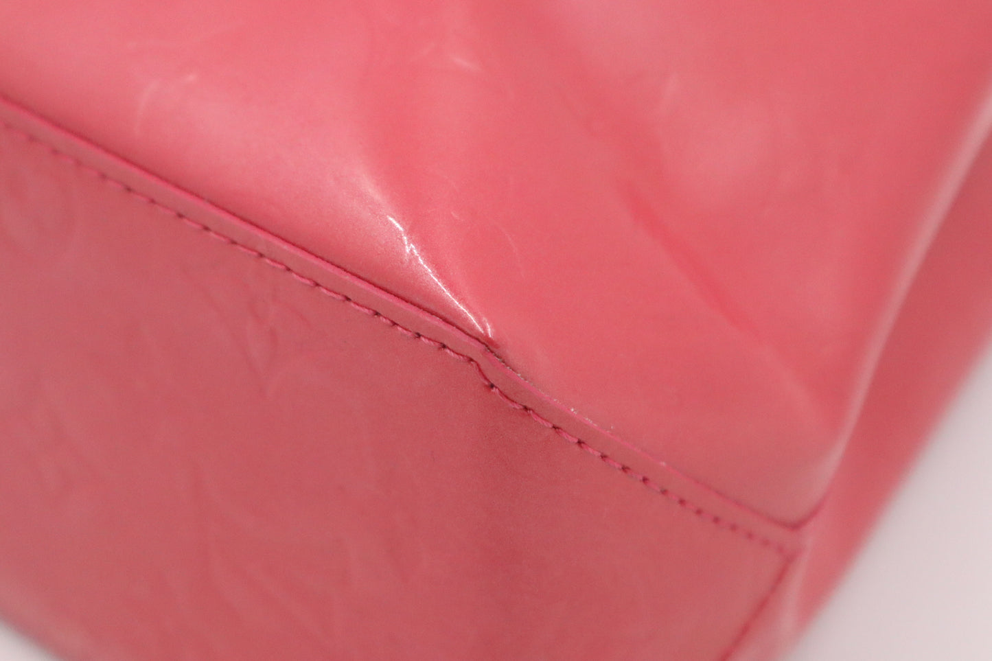 Louis Vuitton Reade PM in Framboise Vernis Leather