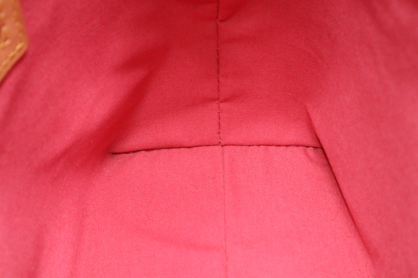 Louis Vuitton Reade PM in Framboise Vernis Leather