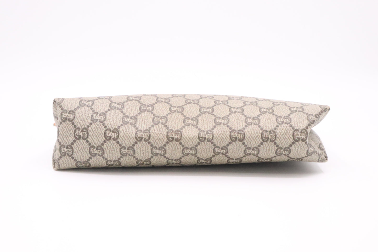 Gucci Plus Clutch in GG Supreme Canvas