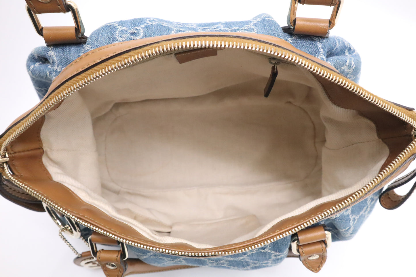 Gucci Sukey 2way Bag in GG Denim Canvas