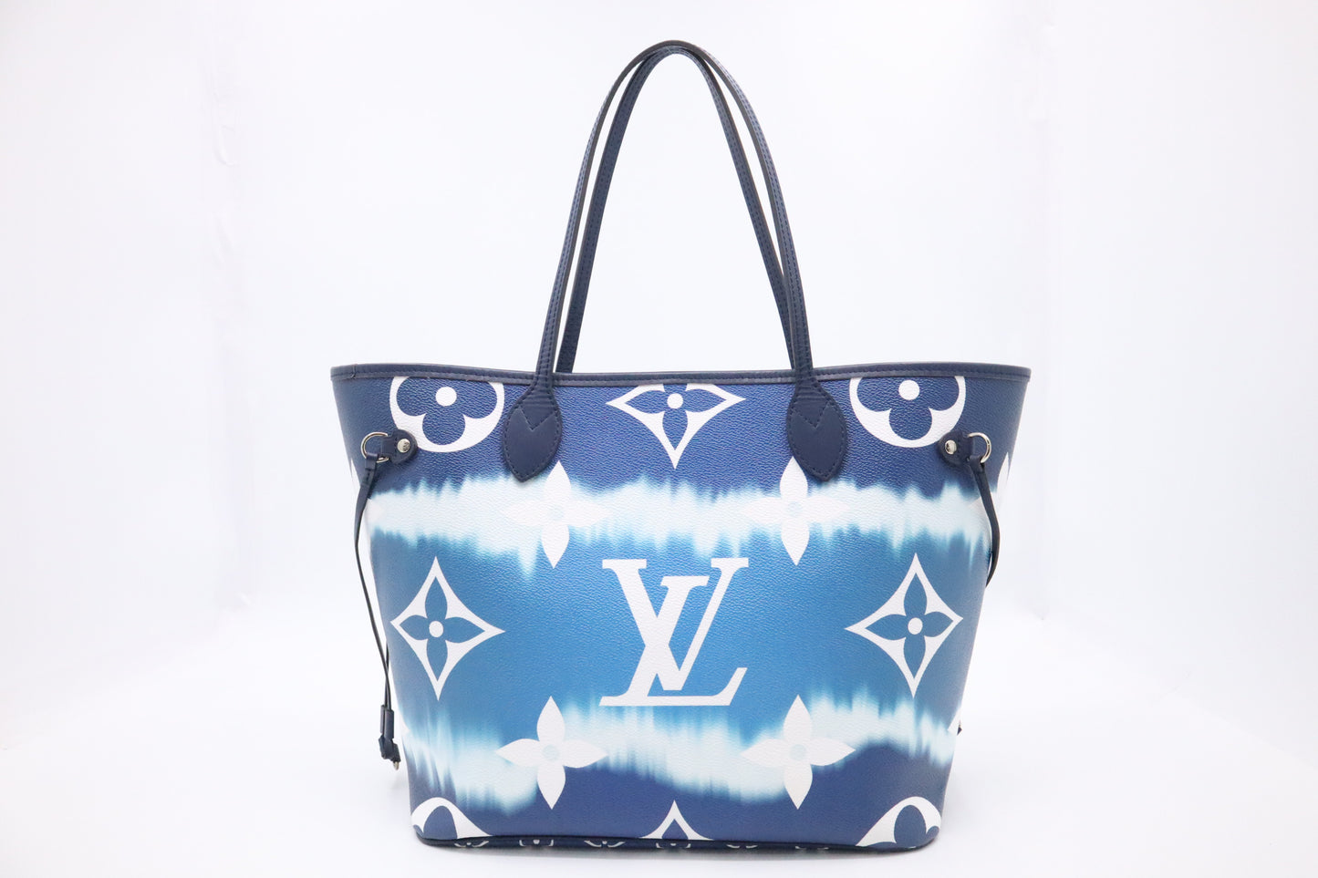 Neverfull MM in Blue Escale Monogram Canvas