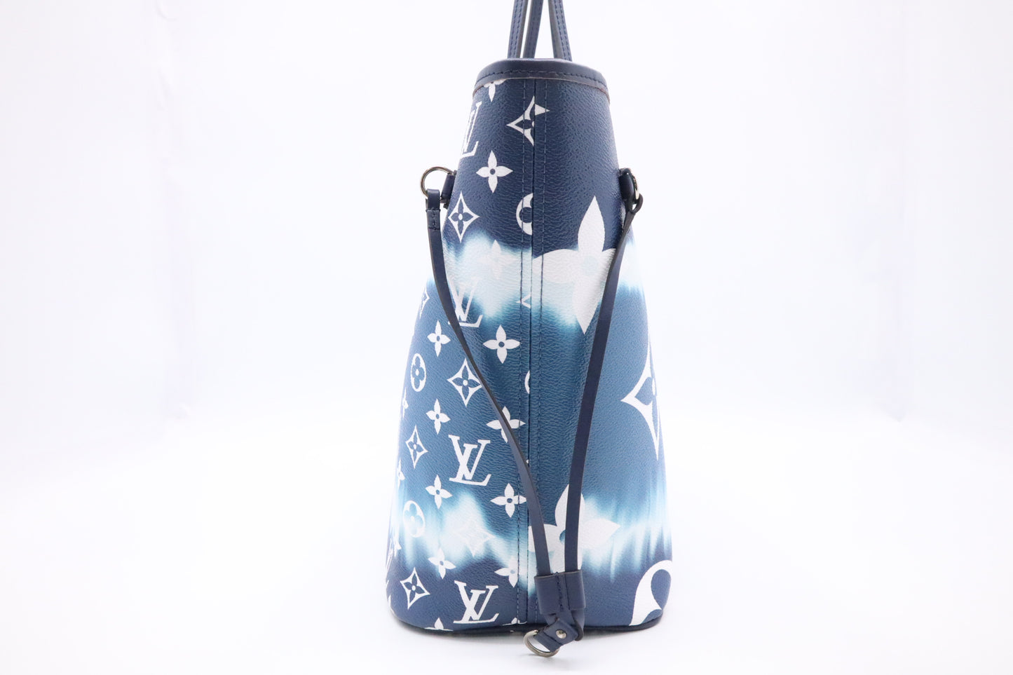 Neverfull MM in Blue Escale Monogram Canvas