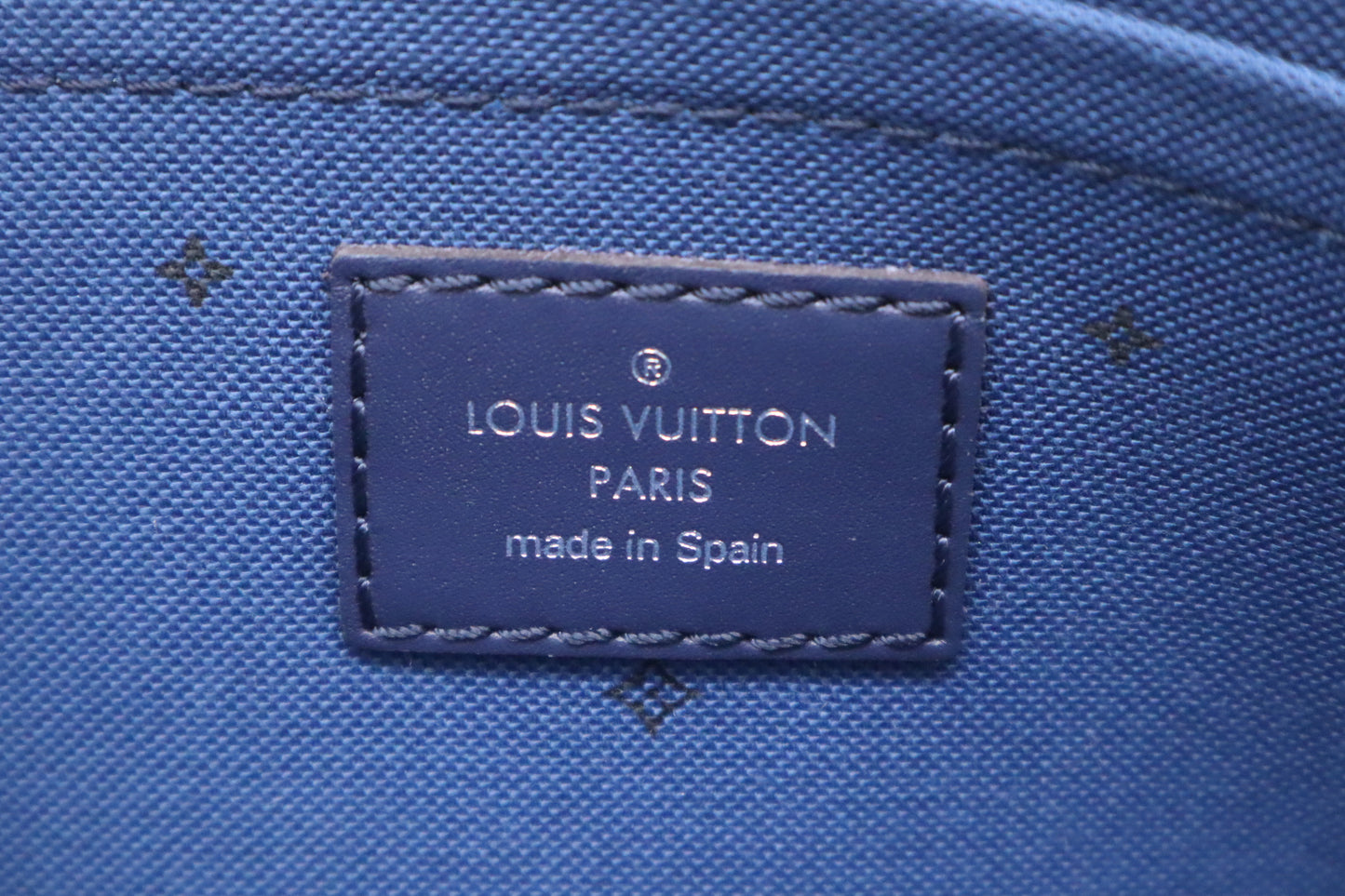 Neverfull MM in Blue Escale Monogram Canvas