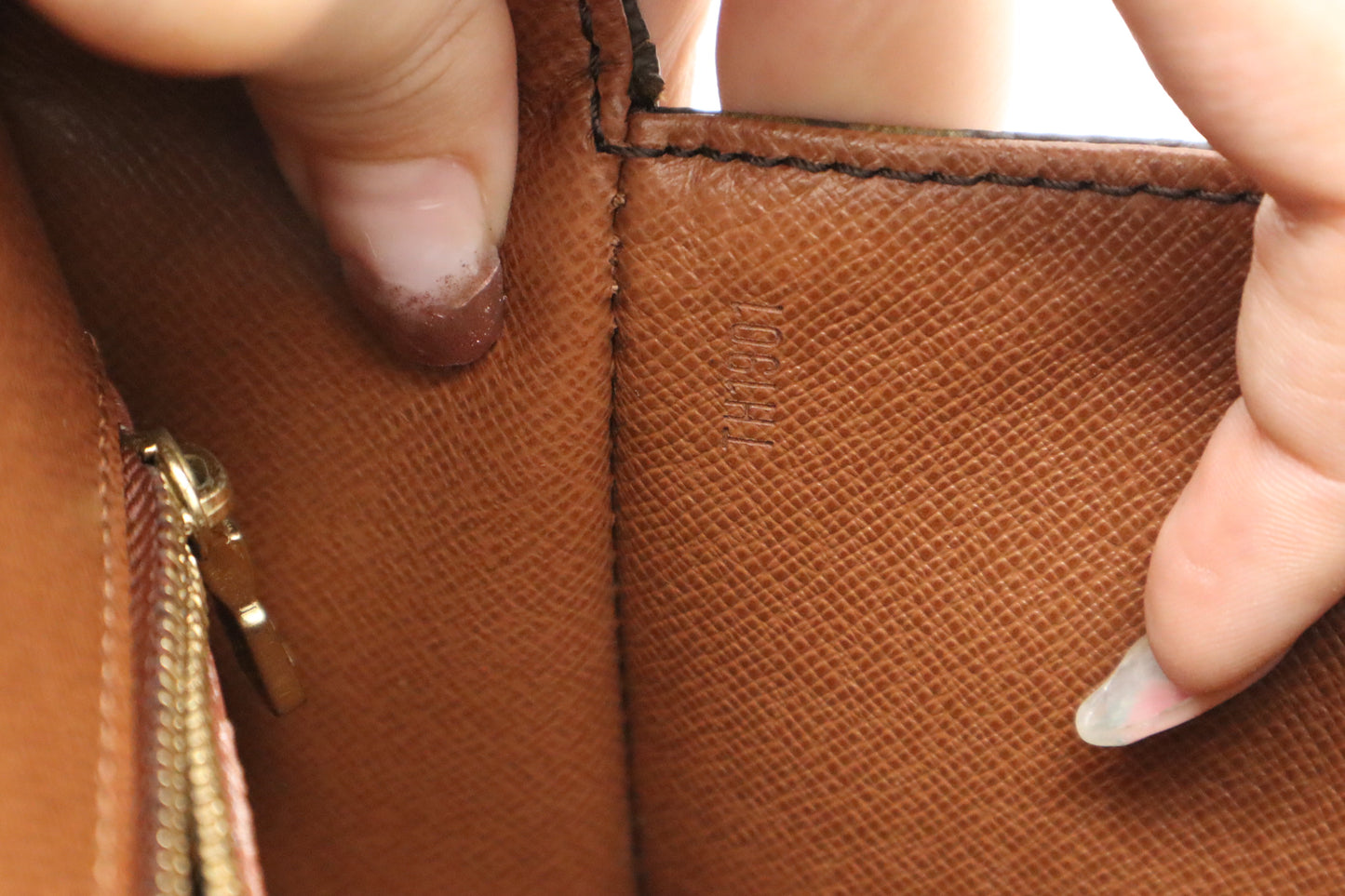 Louis Vuitton Saint Cloud GM in Monogram Canvas