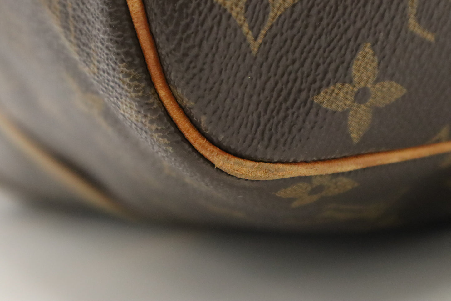 Louis Vuitton Sac Flanerie 45 in Monogram Canvas