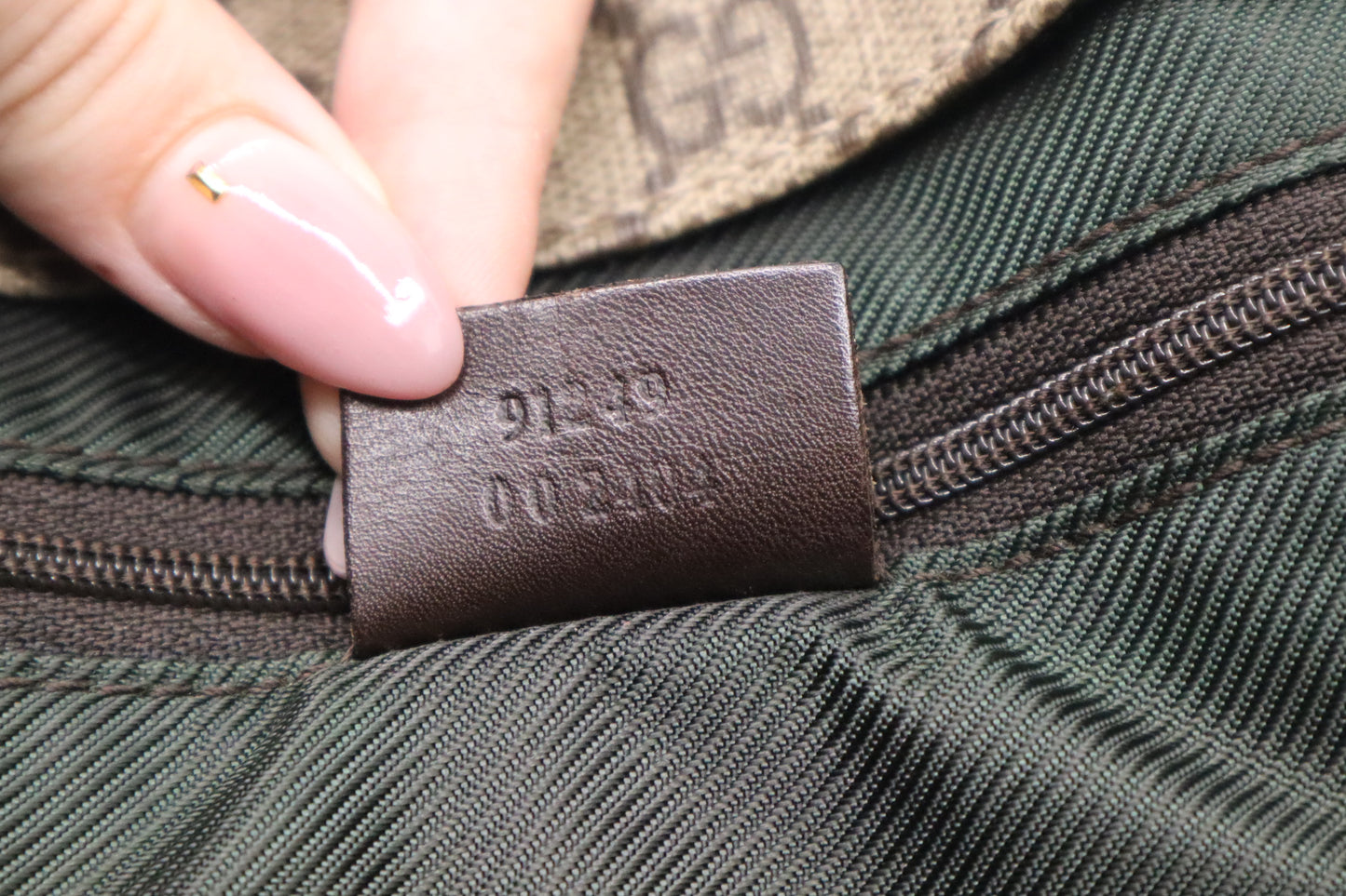 Gucci Tote in GG Supreme Canvas