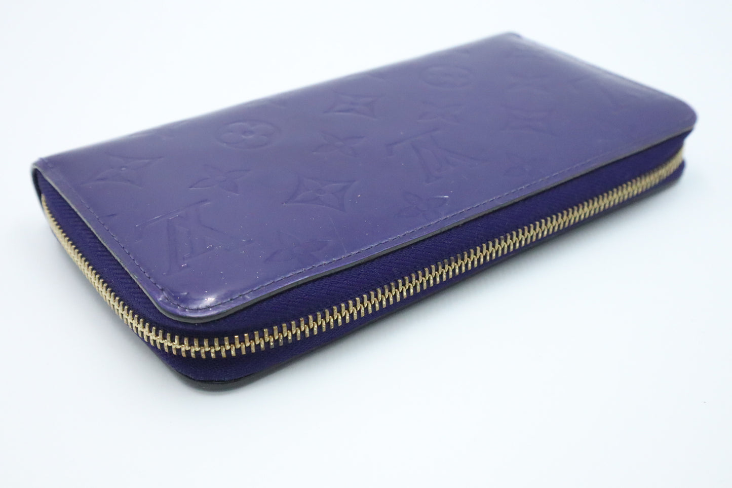 Louis Vuitton Long Zippy Wallet in Purple Vernis