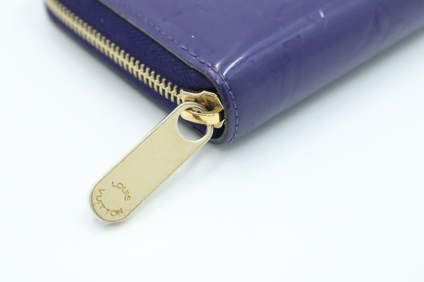 Louis Vuitton Long Zippy Wallet in Purple Vernis