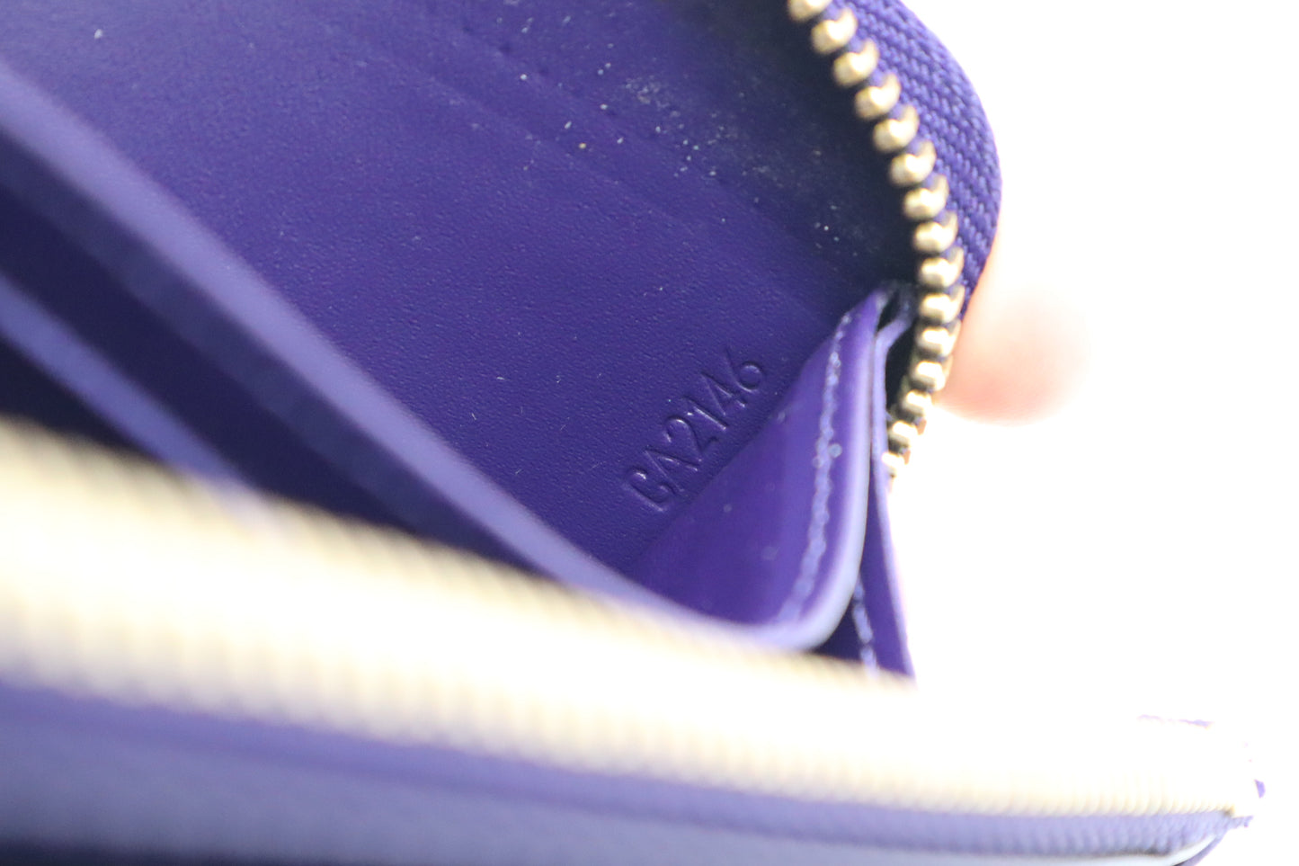Louis Vuitton Long Zippy Wallet in Purple Vernis