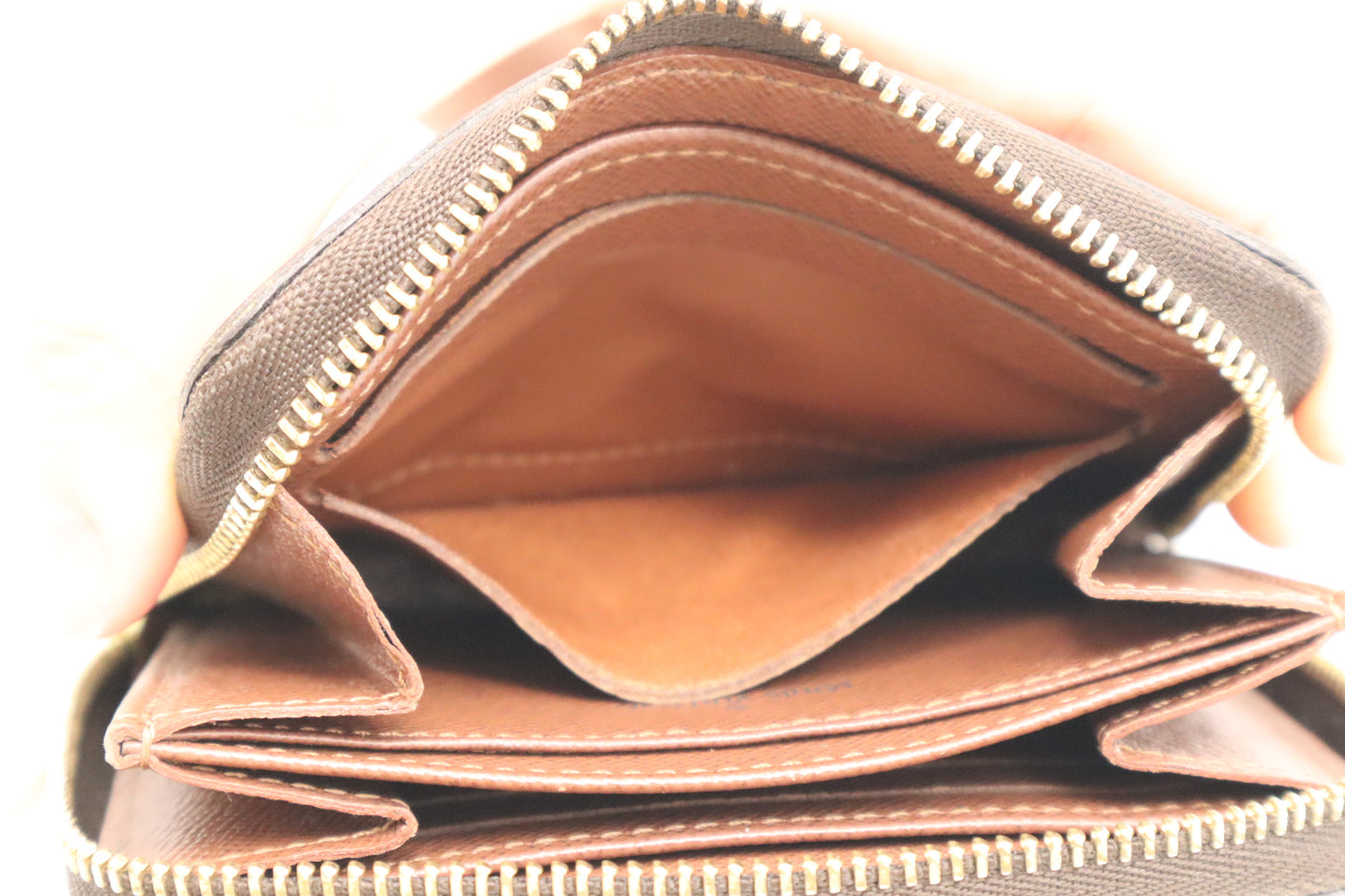 Louis Vuitton Zippy Coin Case in Monogram Canvas