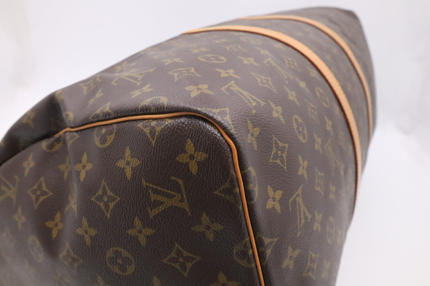 Louis Vuitton Keepall 55 in Monogram Canvas