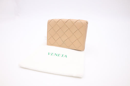 Bottega Veneta Compact Wallet in Beige Intrecciato Leather
