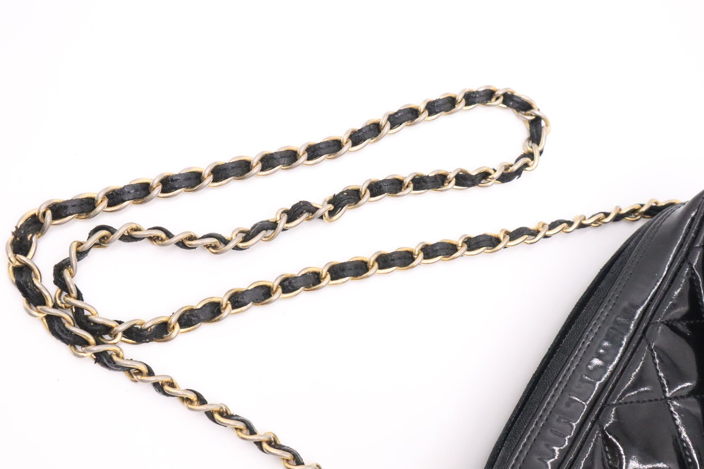 Chanel Shoulder Bag in Black Patent Leather