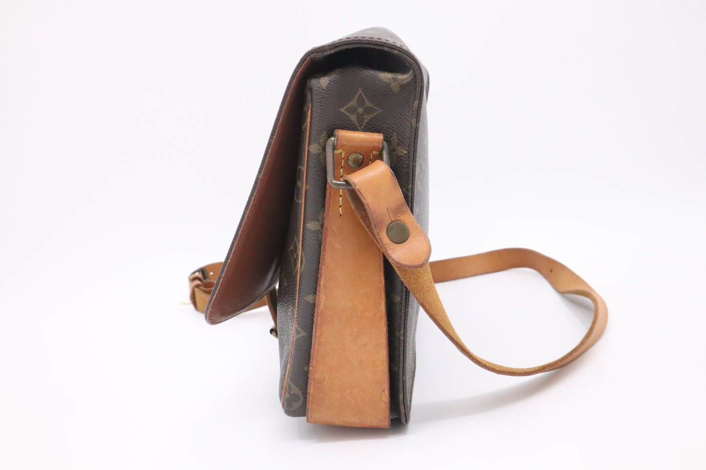 Louis Vuitton Cartouchiere GM in Monogram Canvas
