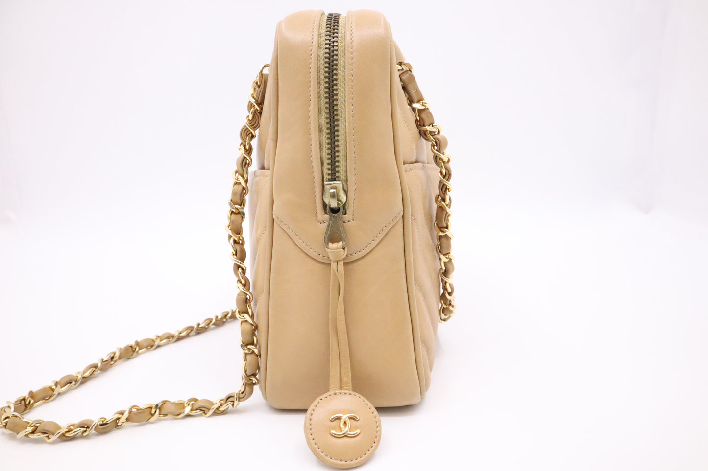 Chanel Shoulder Bag in Beige Leather