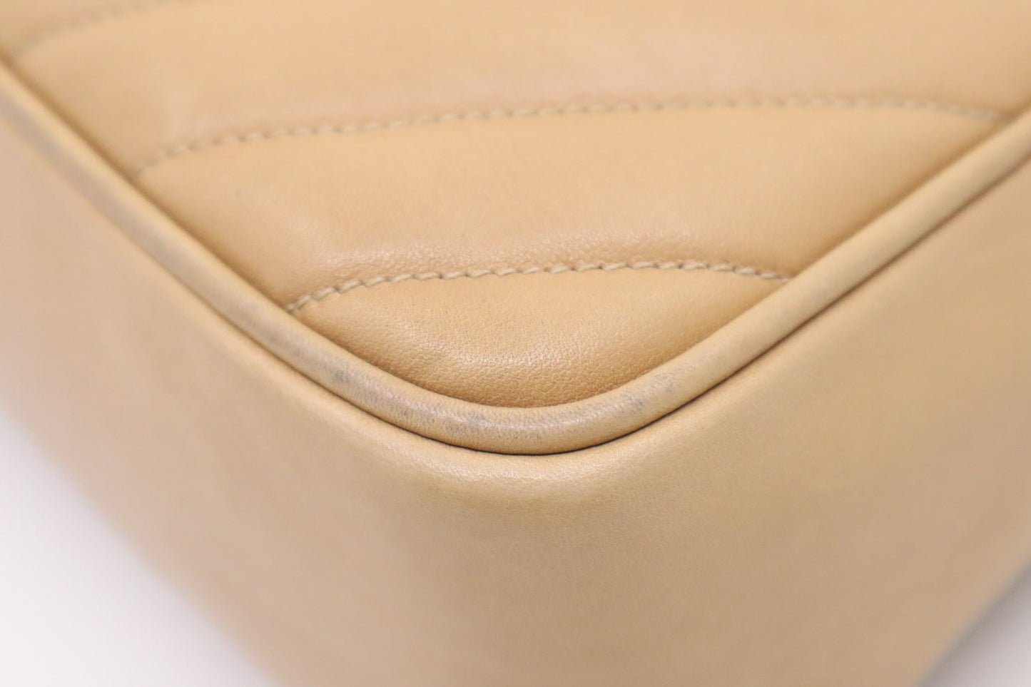 Chanel Shoulder Bag in Beige Leather