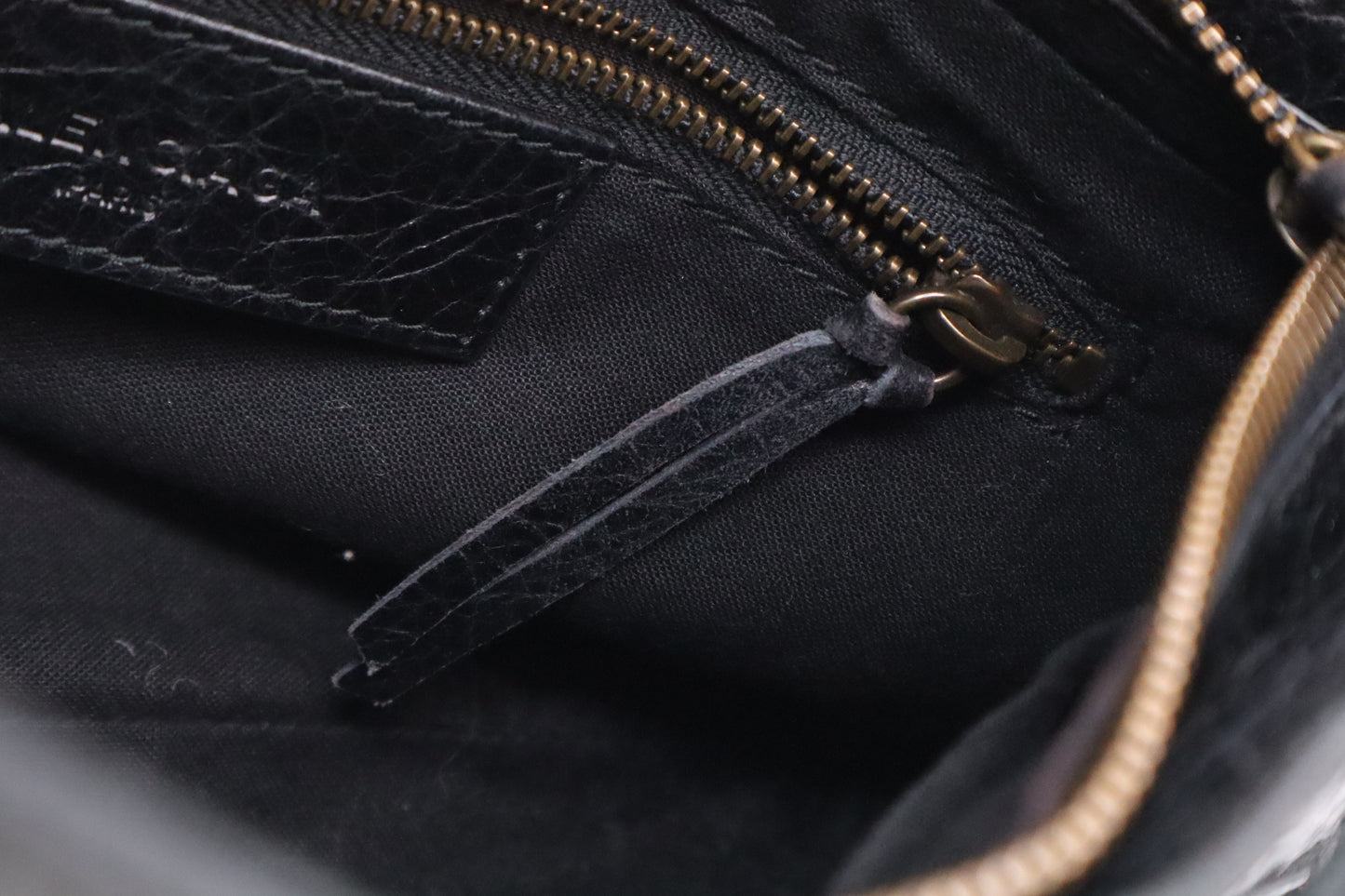 Balenciaga Le Cagole Shoulder Bag in Black Leather