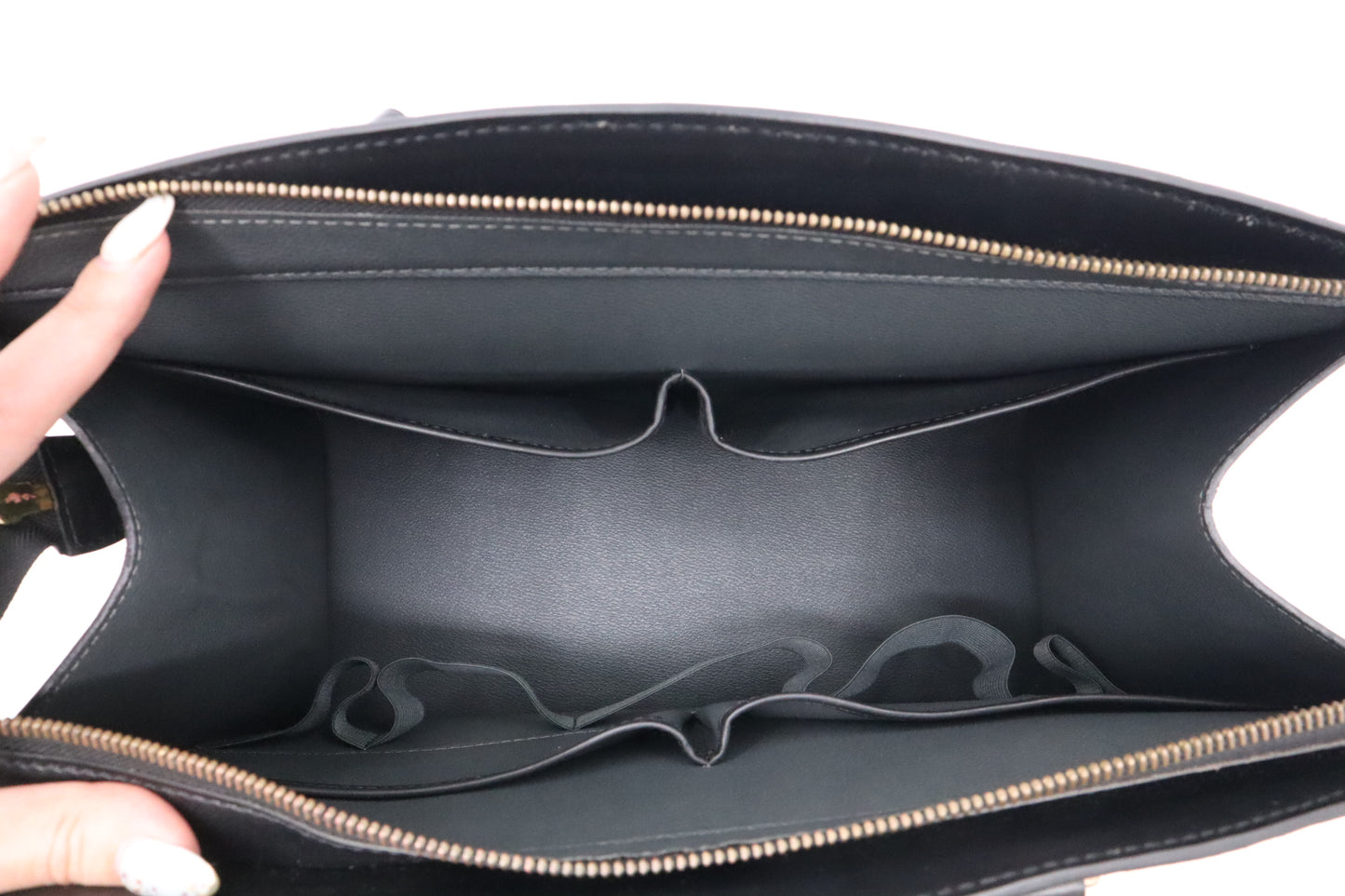 Louis Vuitton Riviera in Black Epi Leather