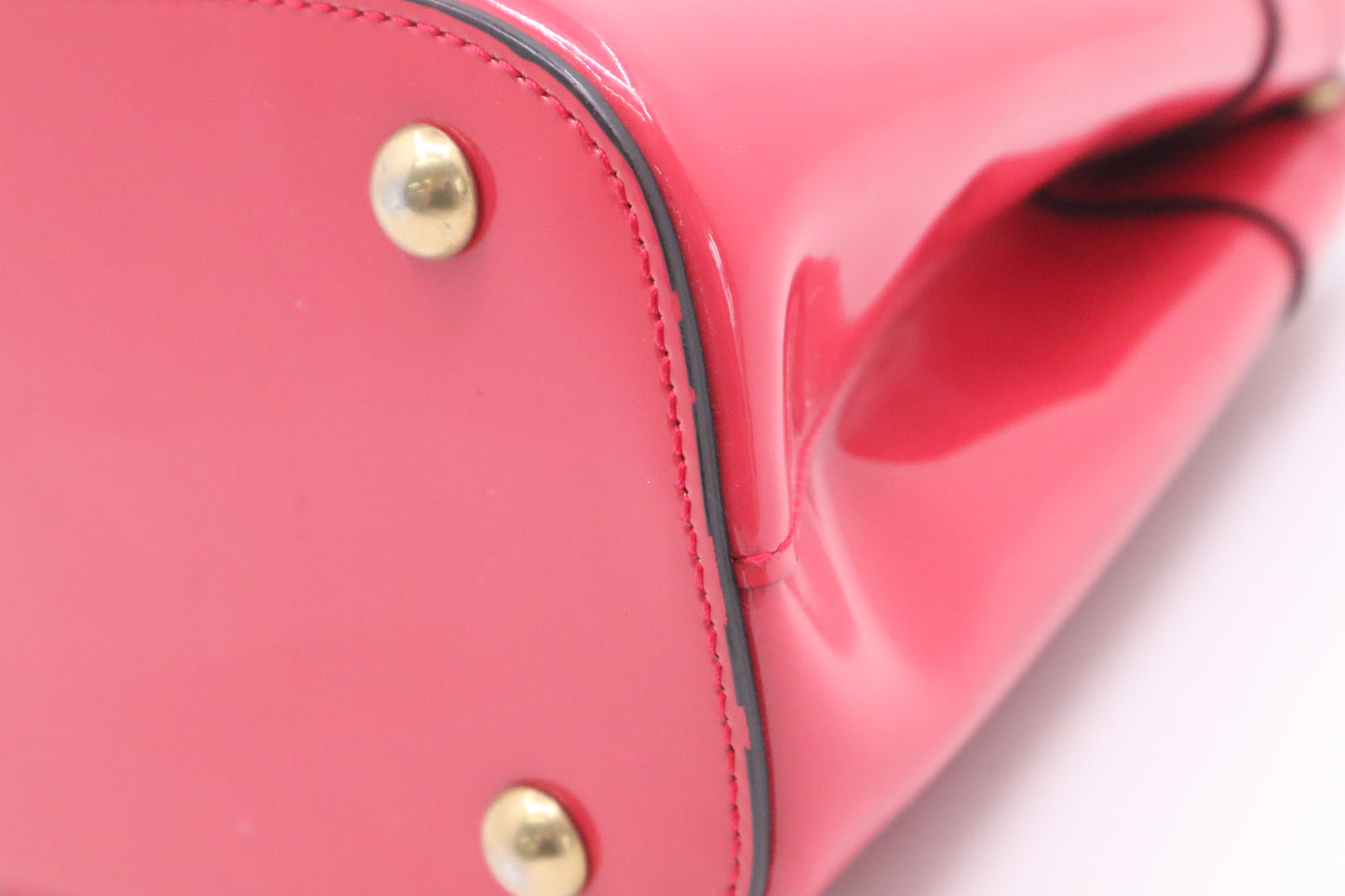Gucci Horsebit Handbag in Pink Patent Leather