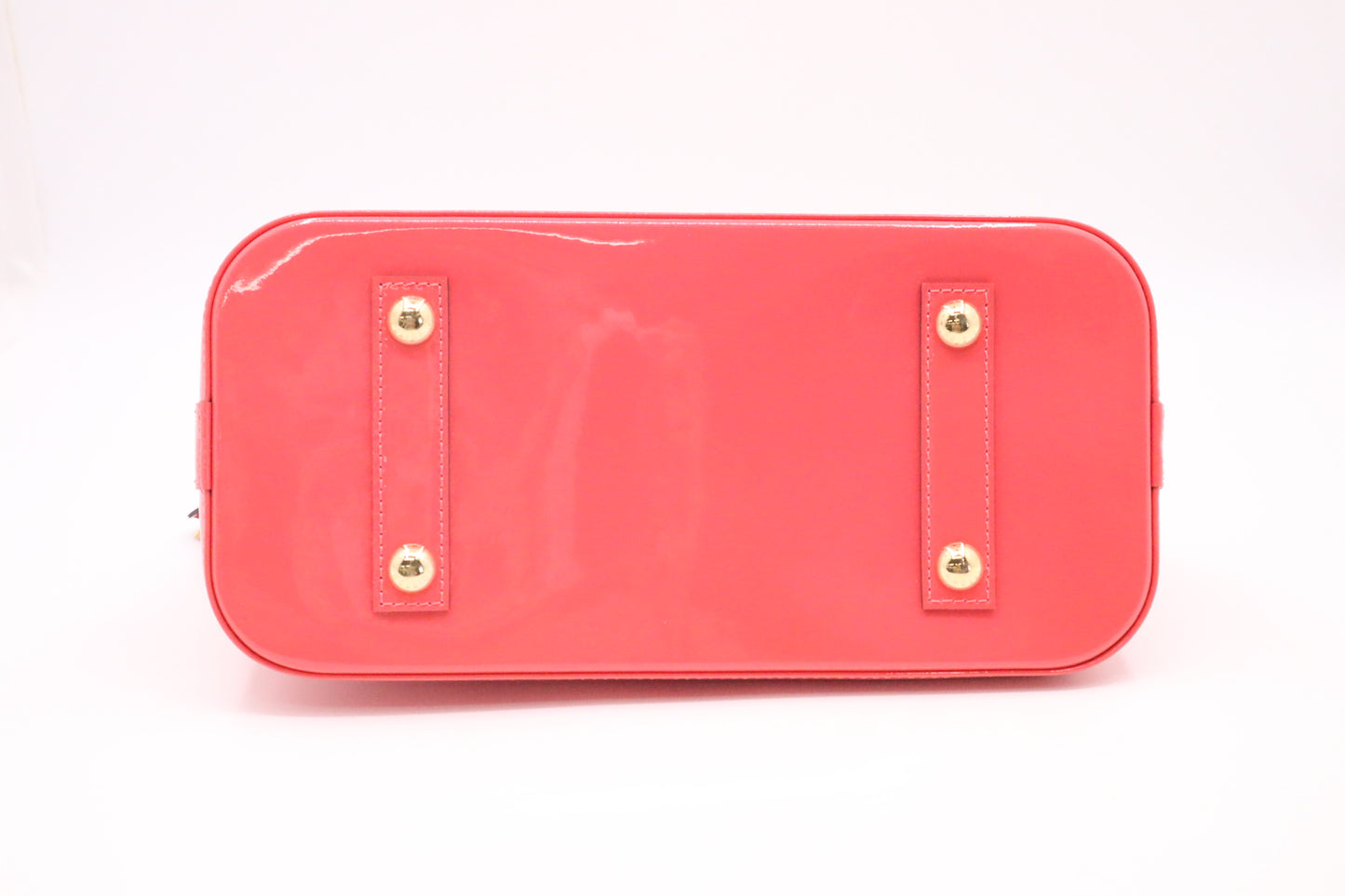 Louis Vuitton Alma PM in Rose Litchi Vernis Leather