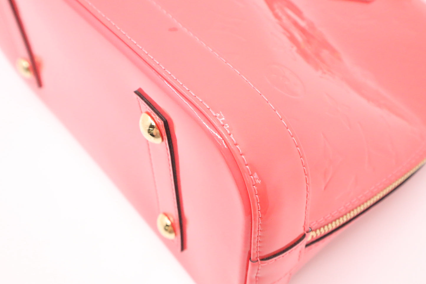 Louis Vuitton Alma PM in Rose Litchi Vernis Leather