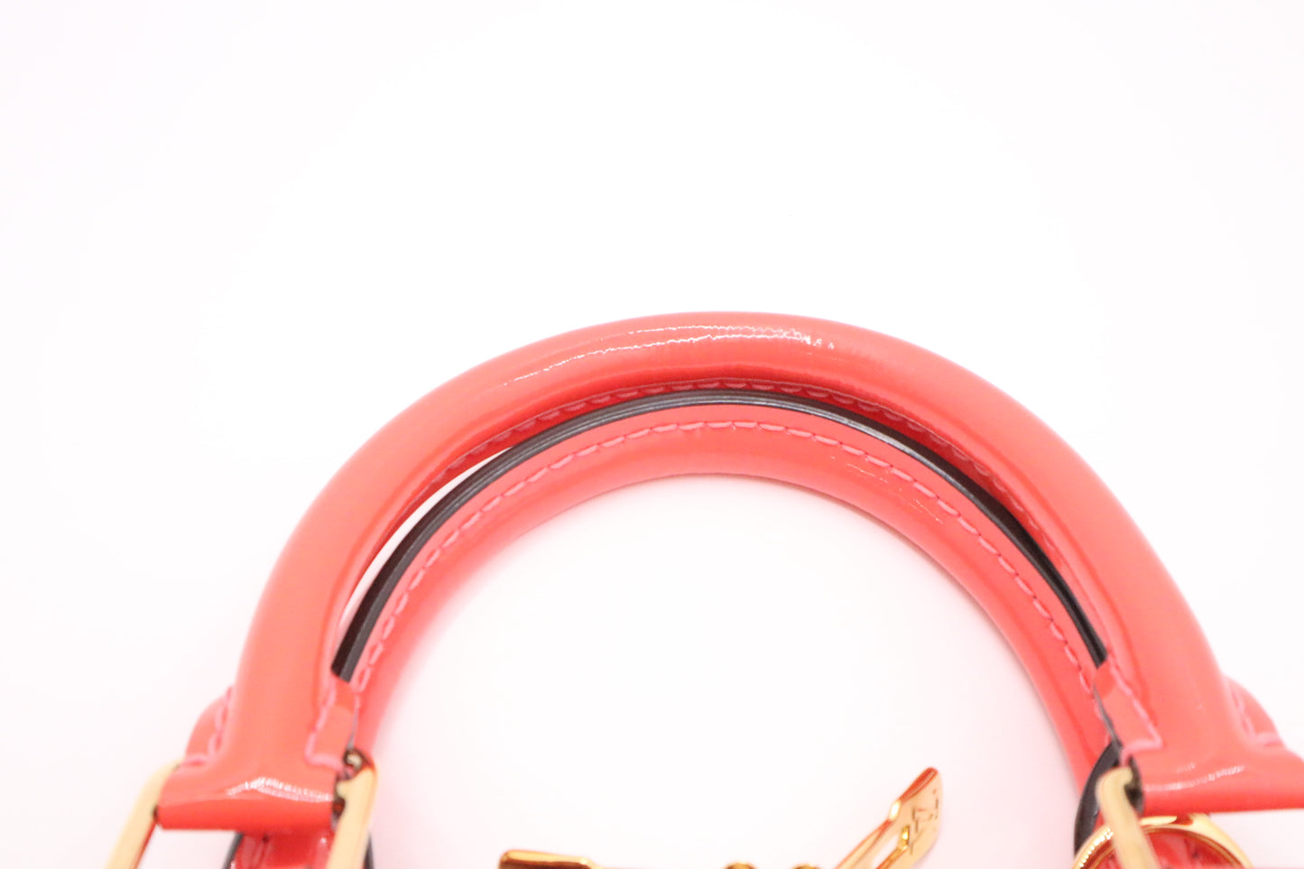 Louis Vuitton Alma PM in Rose Litchi Vernis Leather