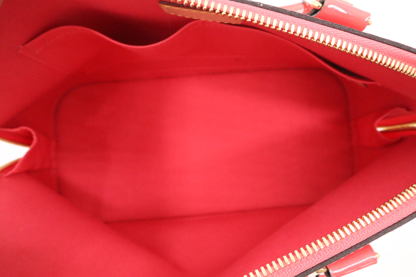 Louis Vuitton Alma PM in Rose Litchi Vernis Leather