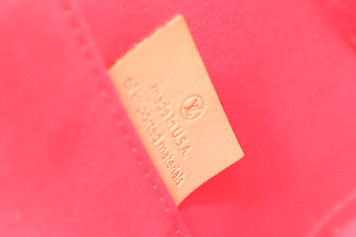 Louis Vuitton Alma PM in Rose Litchi Vernis Leather