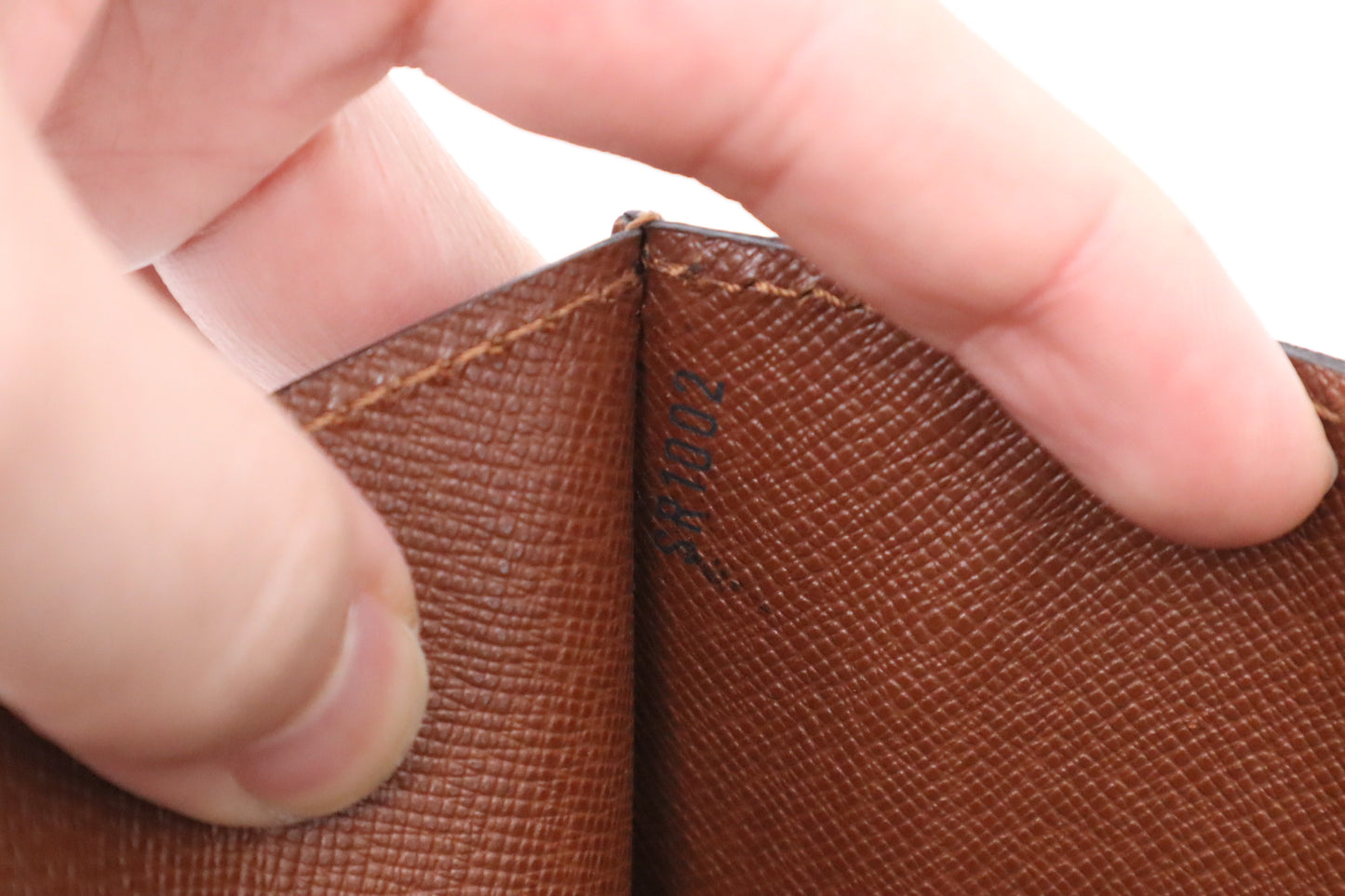 Louis Vuitton Monceau 28 in Monogram Canvas