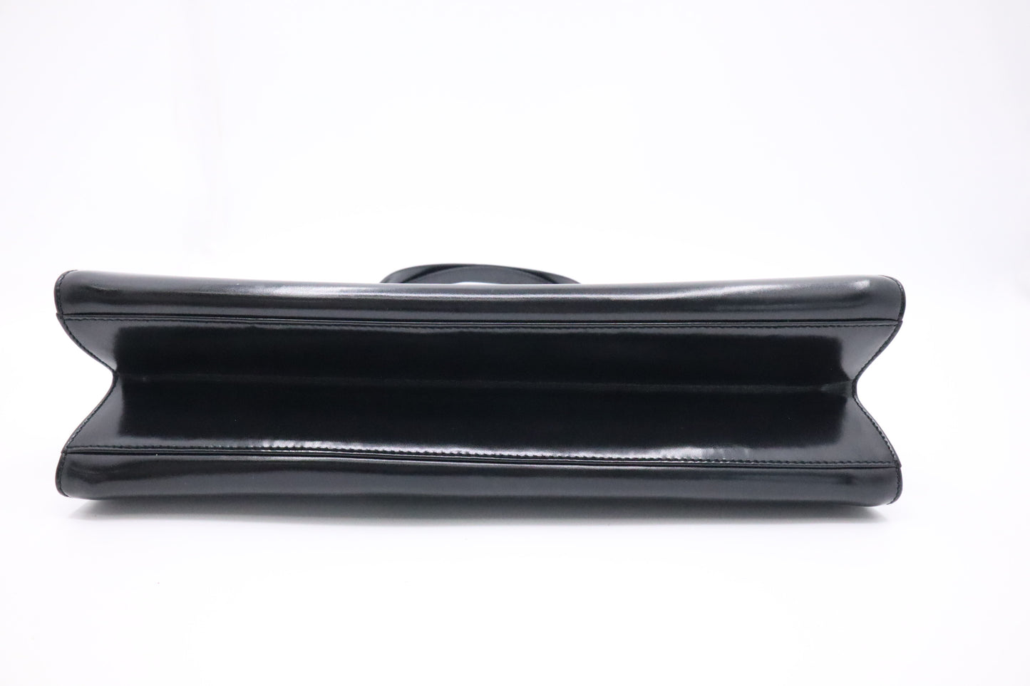 Ferragamo Shoulder Bag in Black Leather