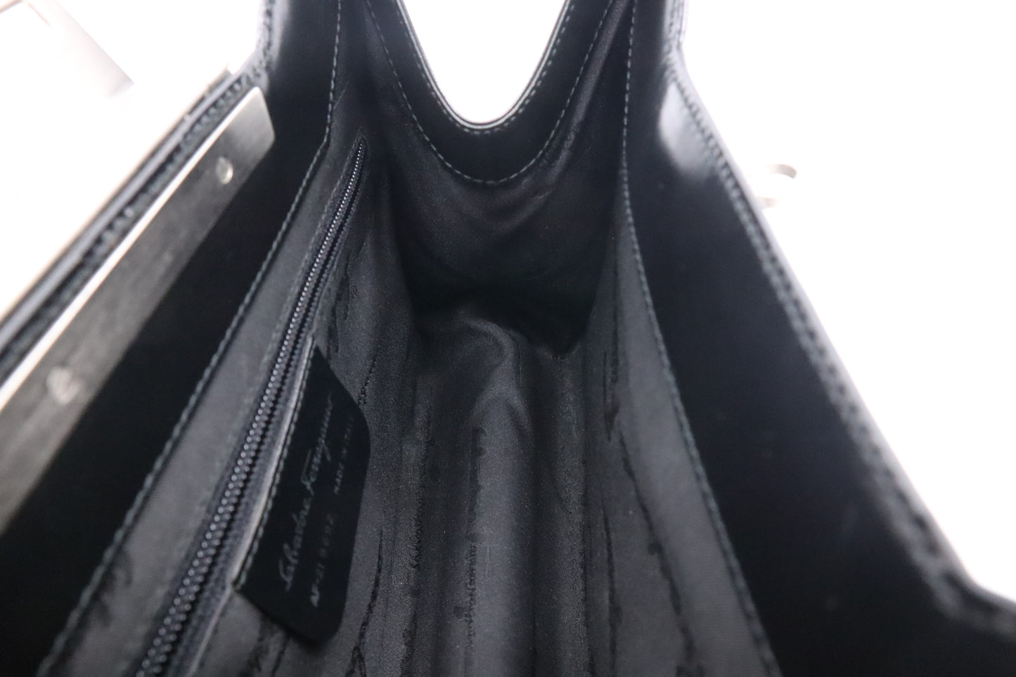 Ferragamo Shoulder Bag in Black Leather