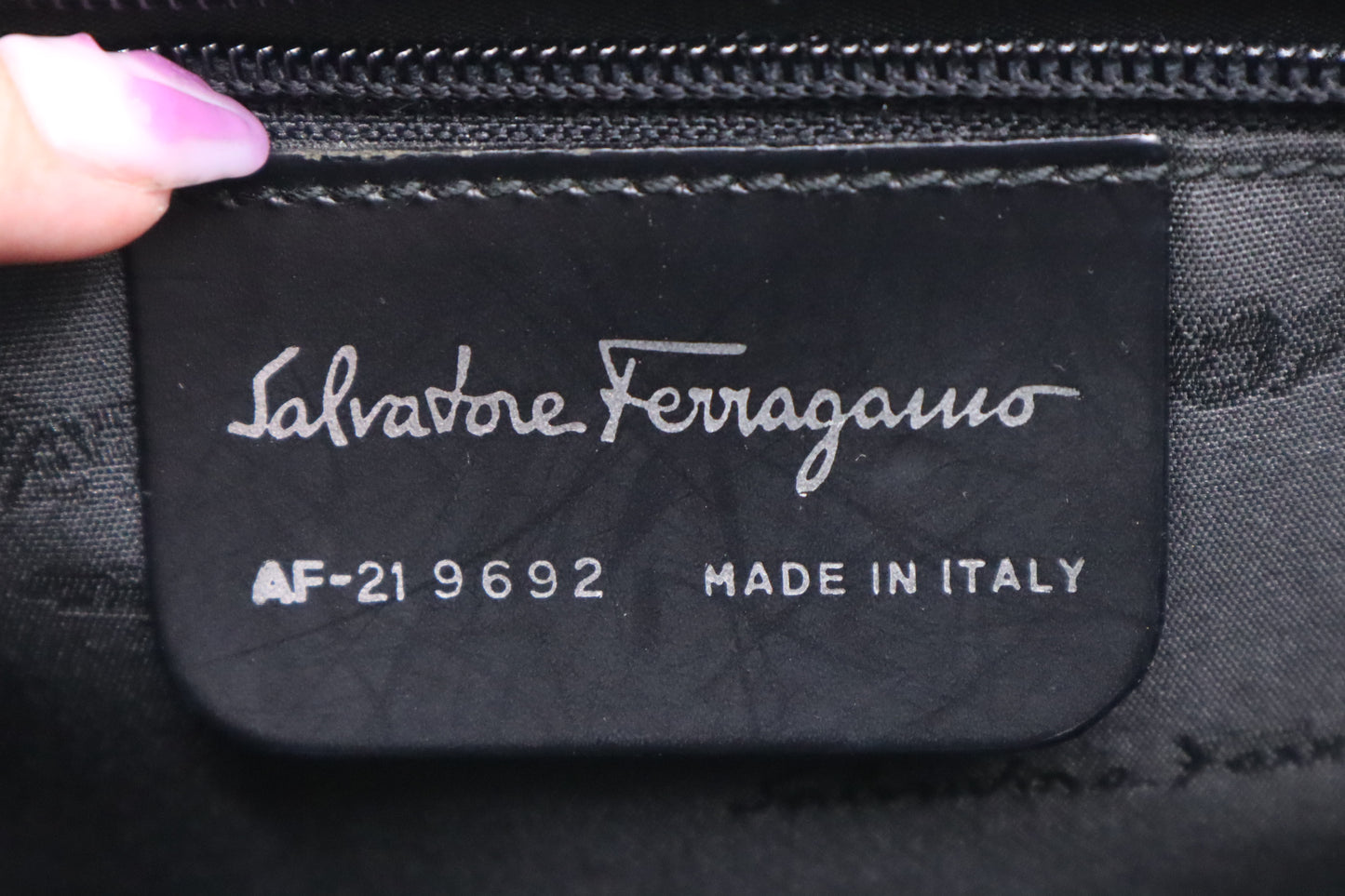 Ferragamo Shoulder Bag in Black Leather