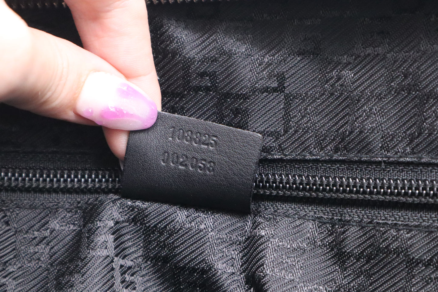 Gucci Duffle Bag in Black Canvas