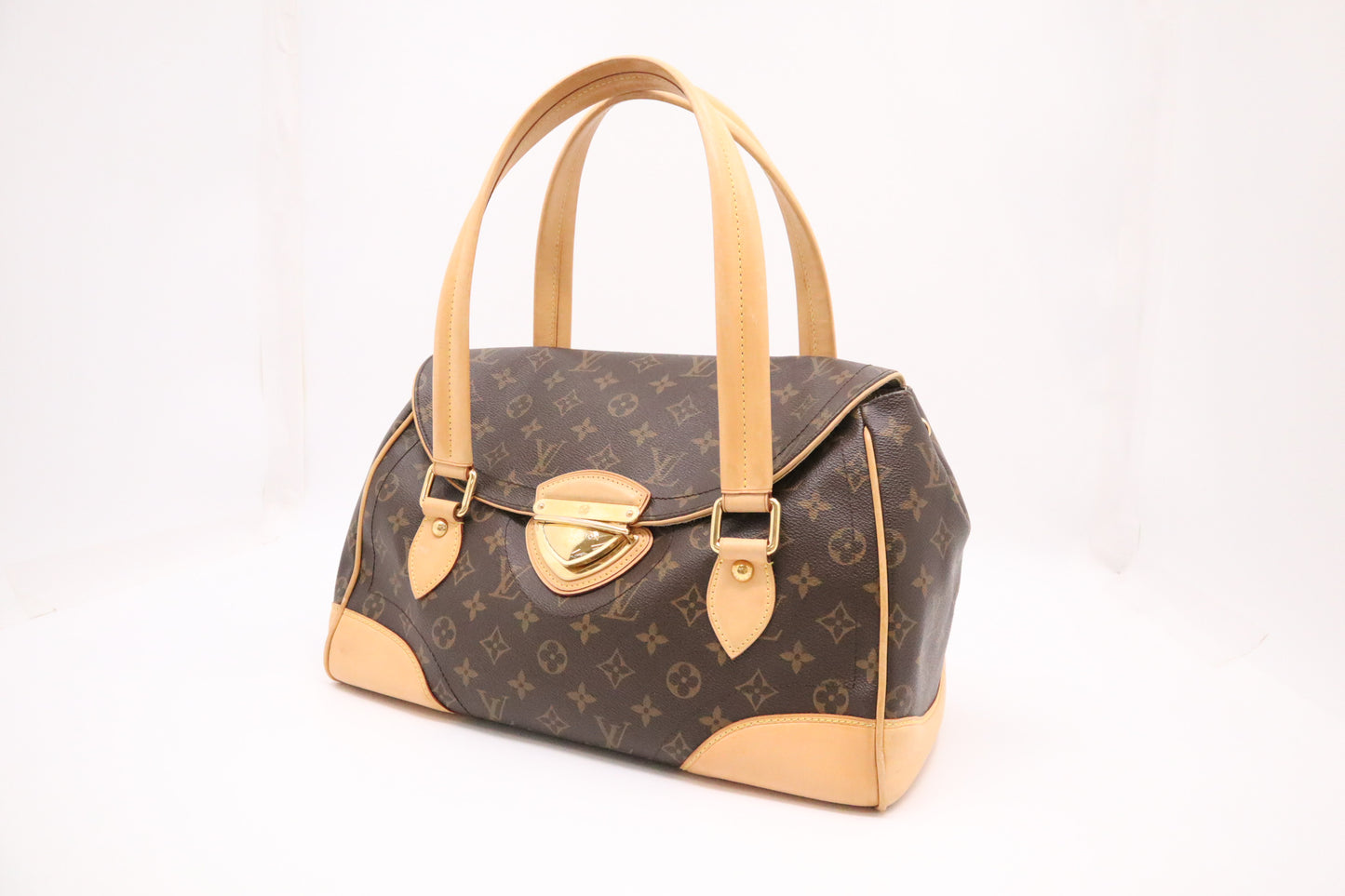 Louis Vuitton Beverly GM in Monogram Canvas