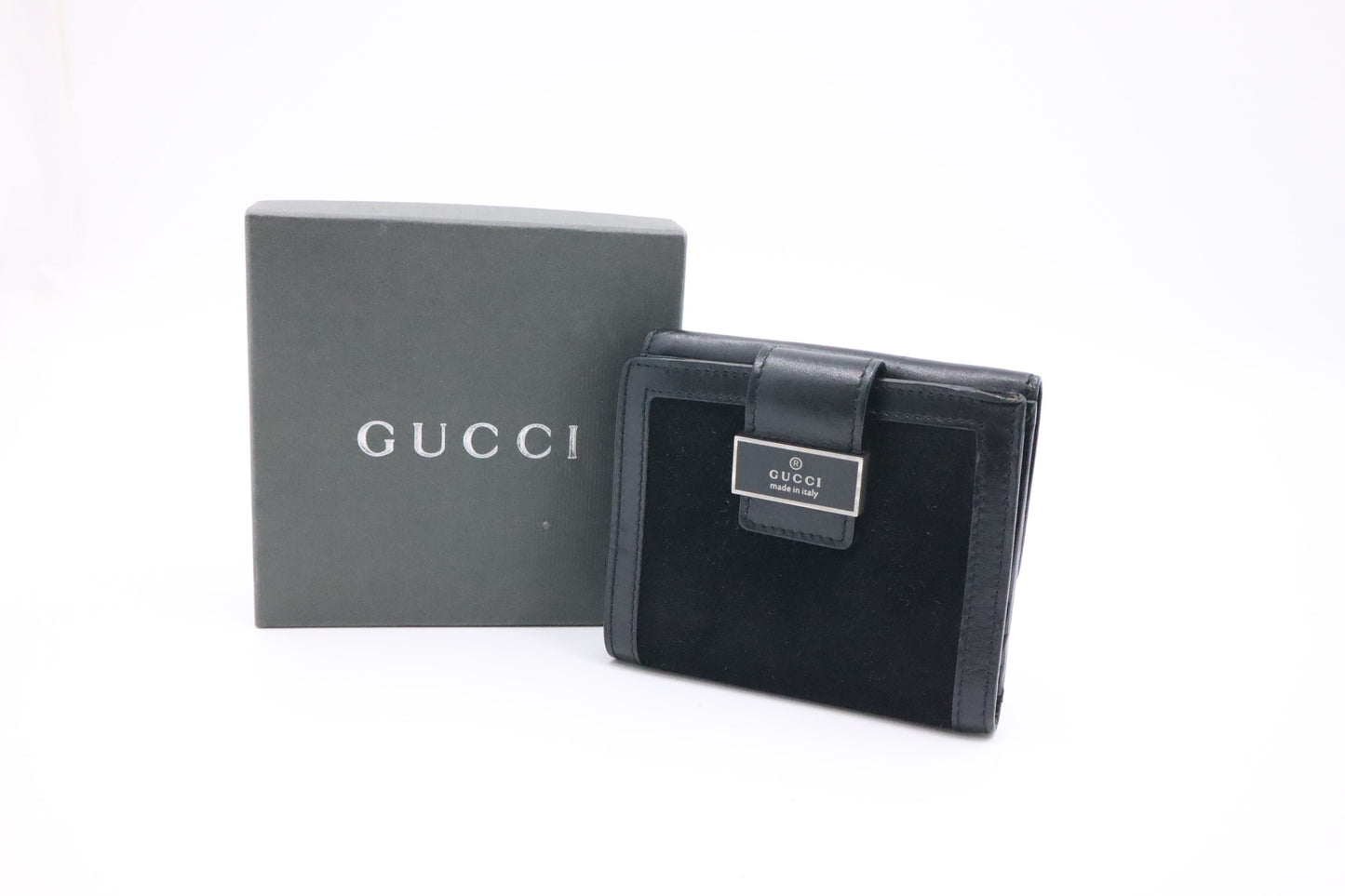 Gucci Compact Wallet in Black Leather