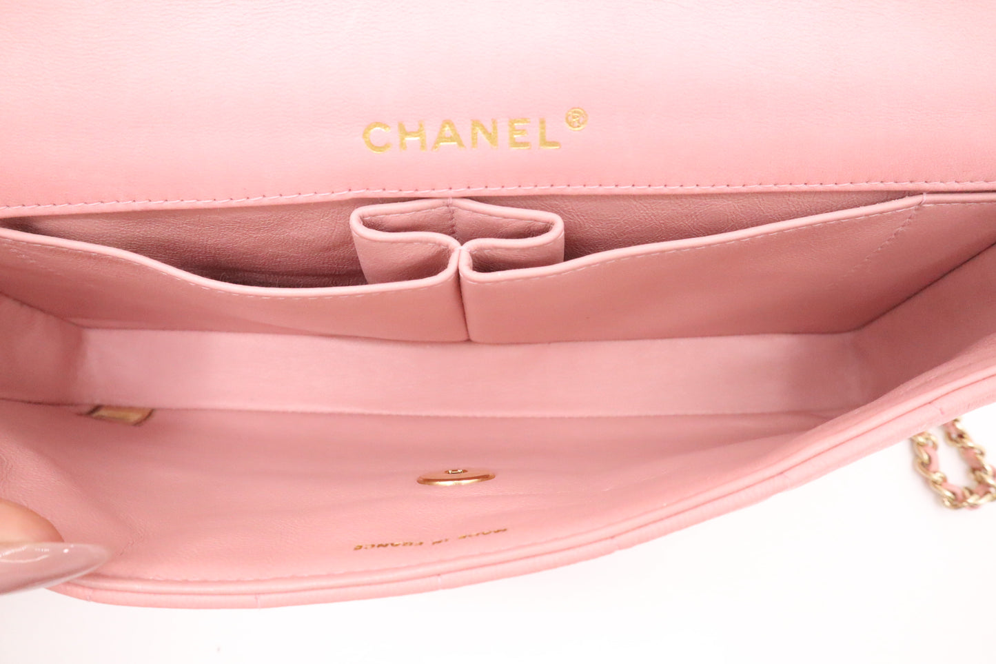 Chanel East West Shoulder Bag in Pink Leather