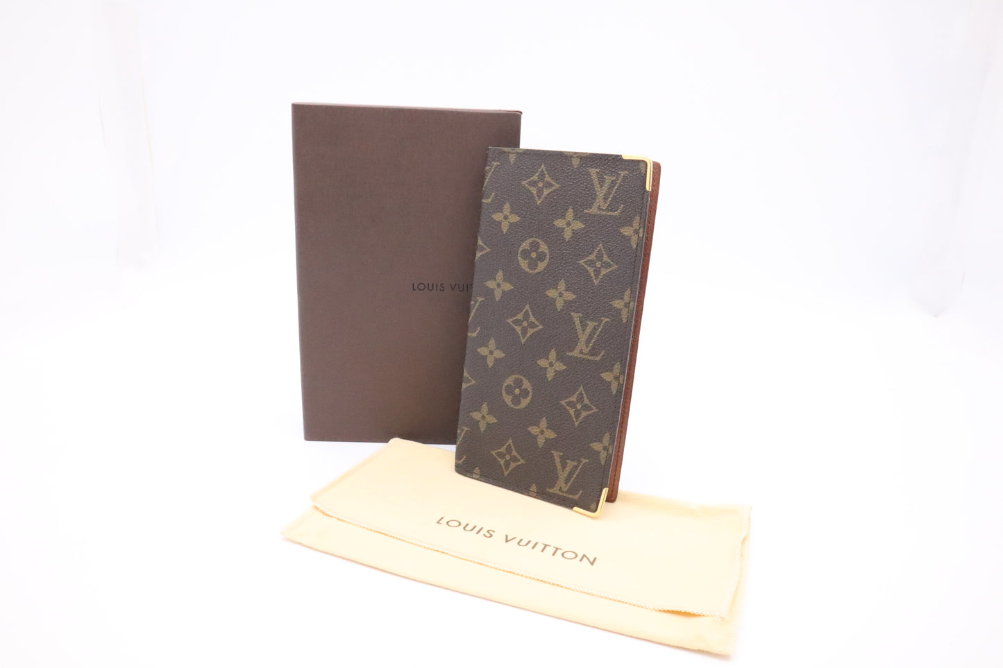 Louis Vuitton Bifold Wallet in Monogram Canvas