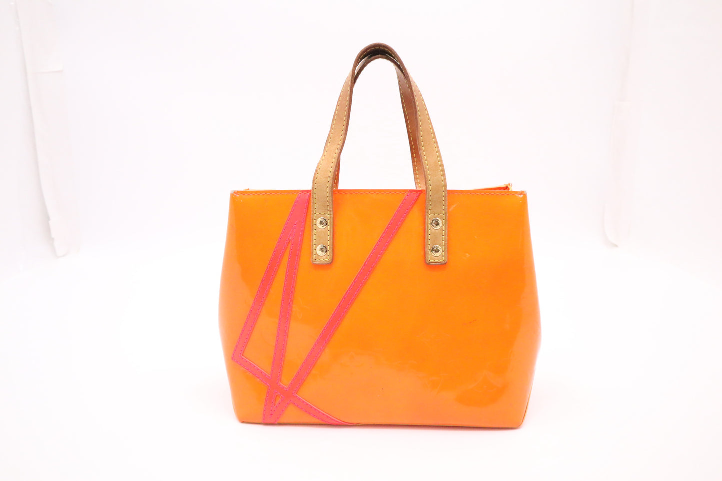 Louis Vuitton Reade PM in Orange Vernis