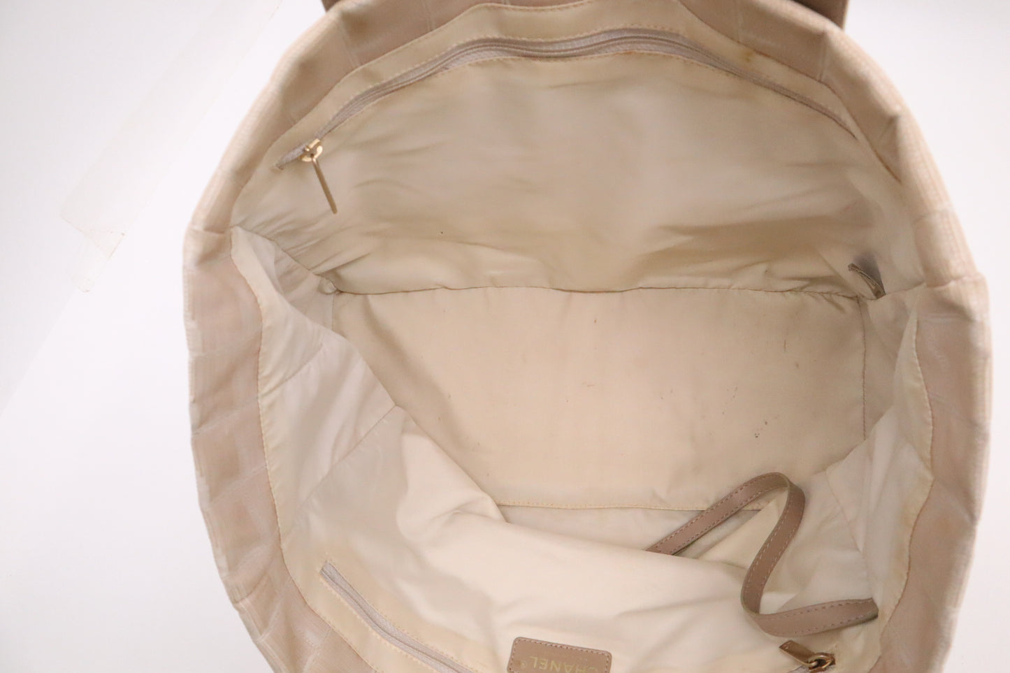 Chanel Tote Bag in Beige New Travel Line Canvas