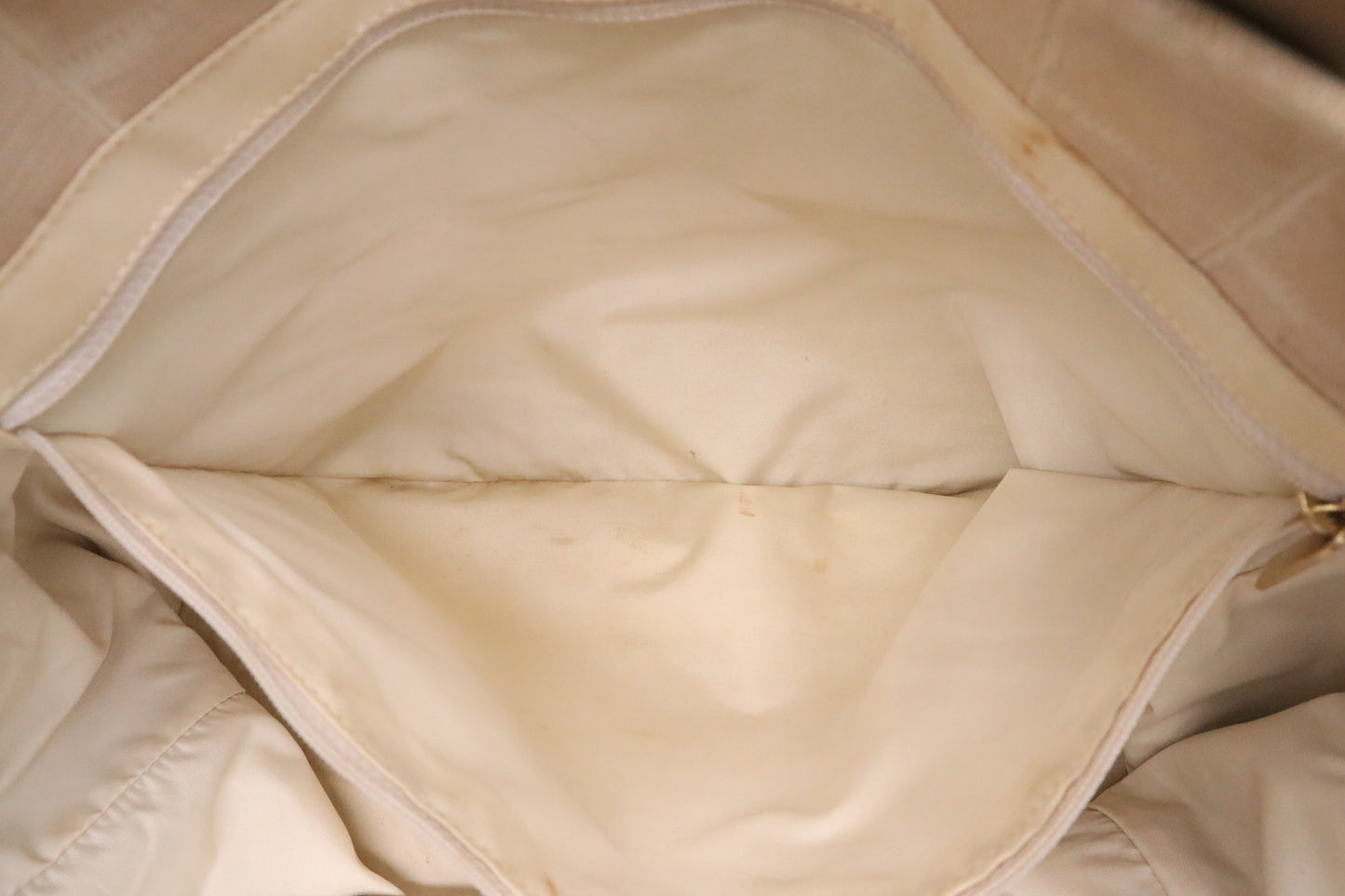 Chanel Tote Bag in Beige New Travel Line Canvas